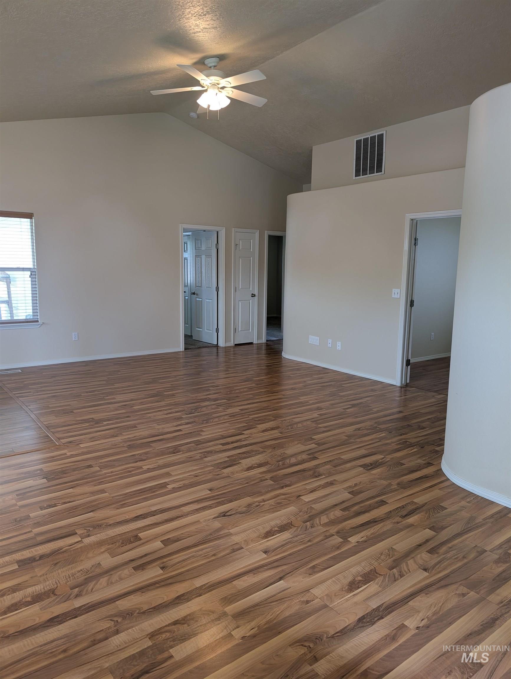 1496 W Saint Patrick, Boise, Idaho 83705, 3 Bedrooms, 2 Bathrooms, Residential For Sale, Price $459,900,MLS 98980824