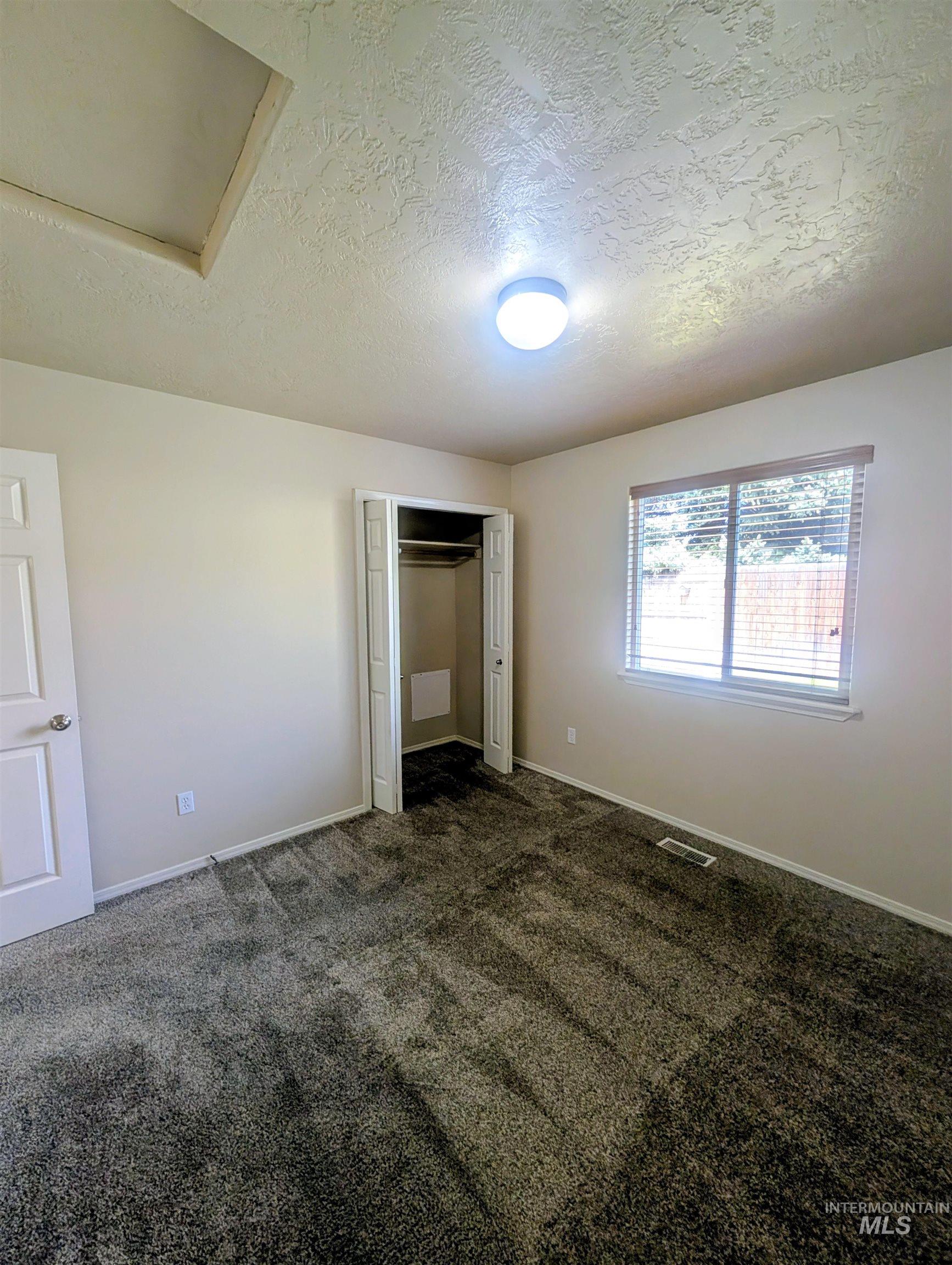 1496 W Saint Patrick, Boise, Idaho 83705, 3 Bedrooms, 2 Bathrooms, Residential For Sale, Price $459,900,MLS 98980824