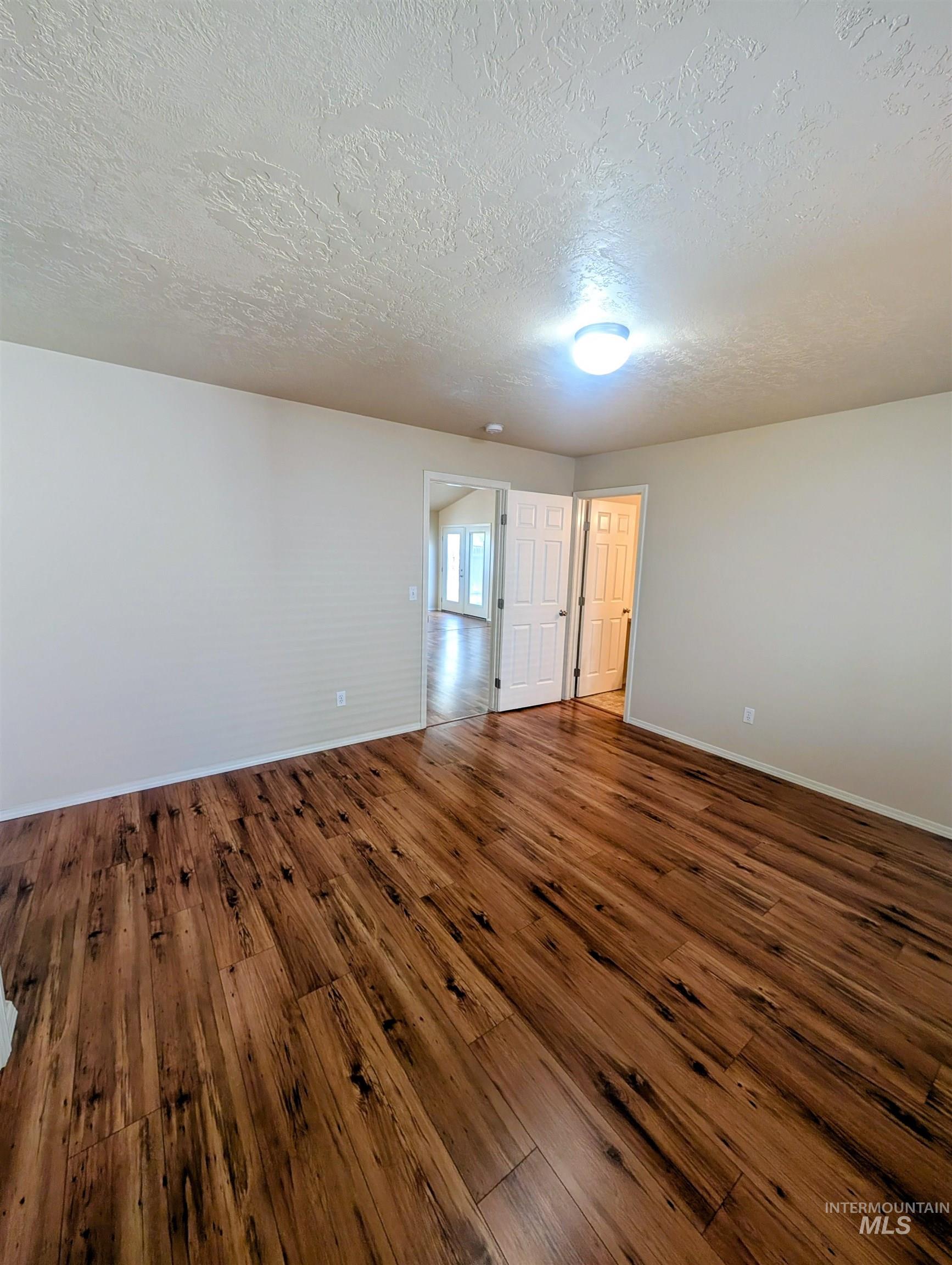 1496 W Saint Patrick, Boise, Idaho 83705, 3 Bedrooms, 2 Bathrooms, Residential For Sale, Price $459,900,MLS 98980824