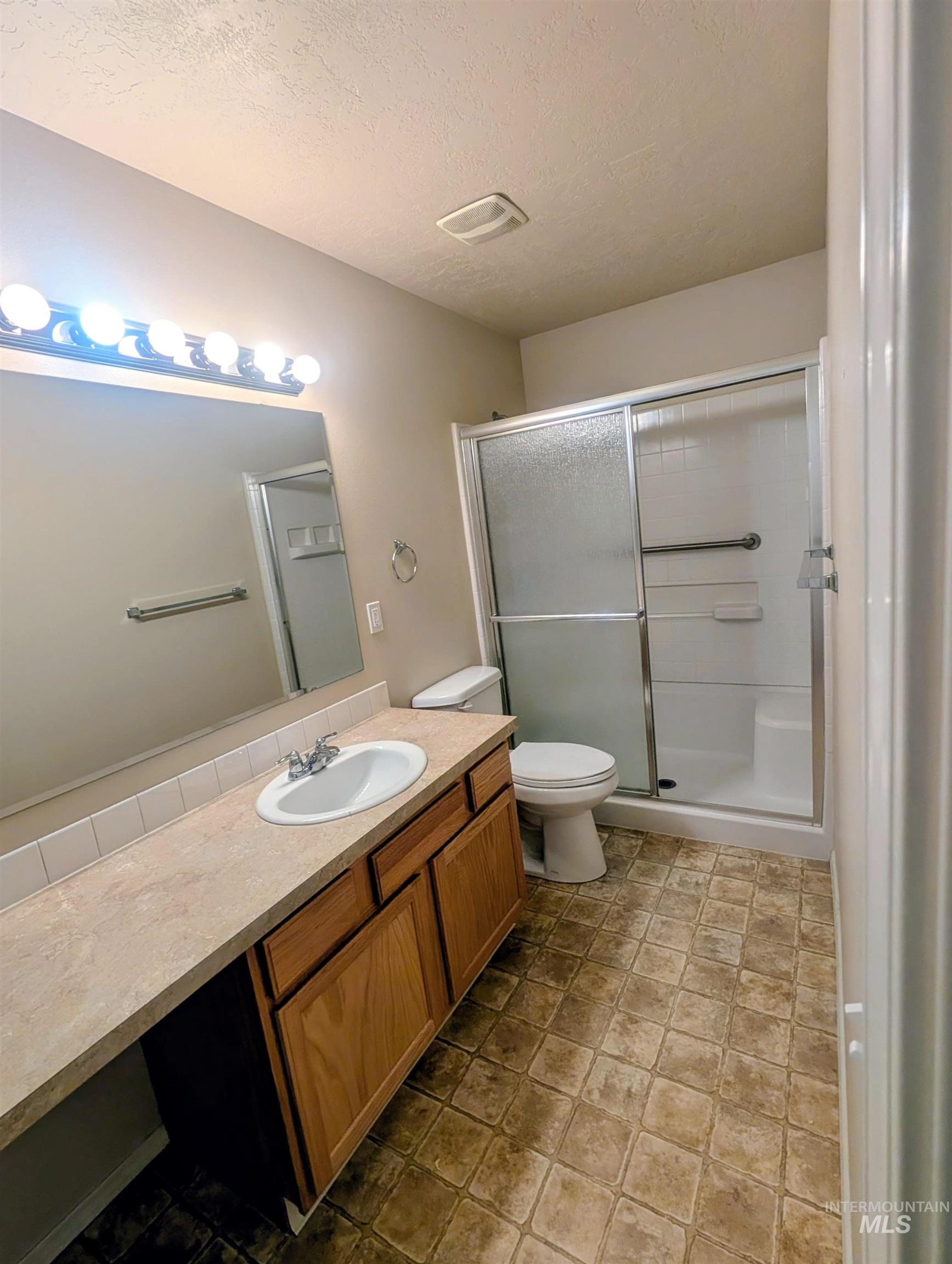 1496 W Saint Patrick, Boise, Idaho 83705, 3 Bedrooms, 2 Bathrooms, Residential For Sale, Price $459,900,MLS 98980824