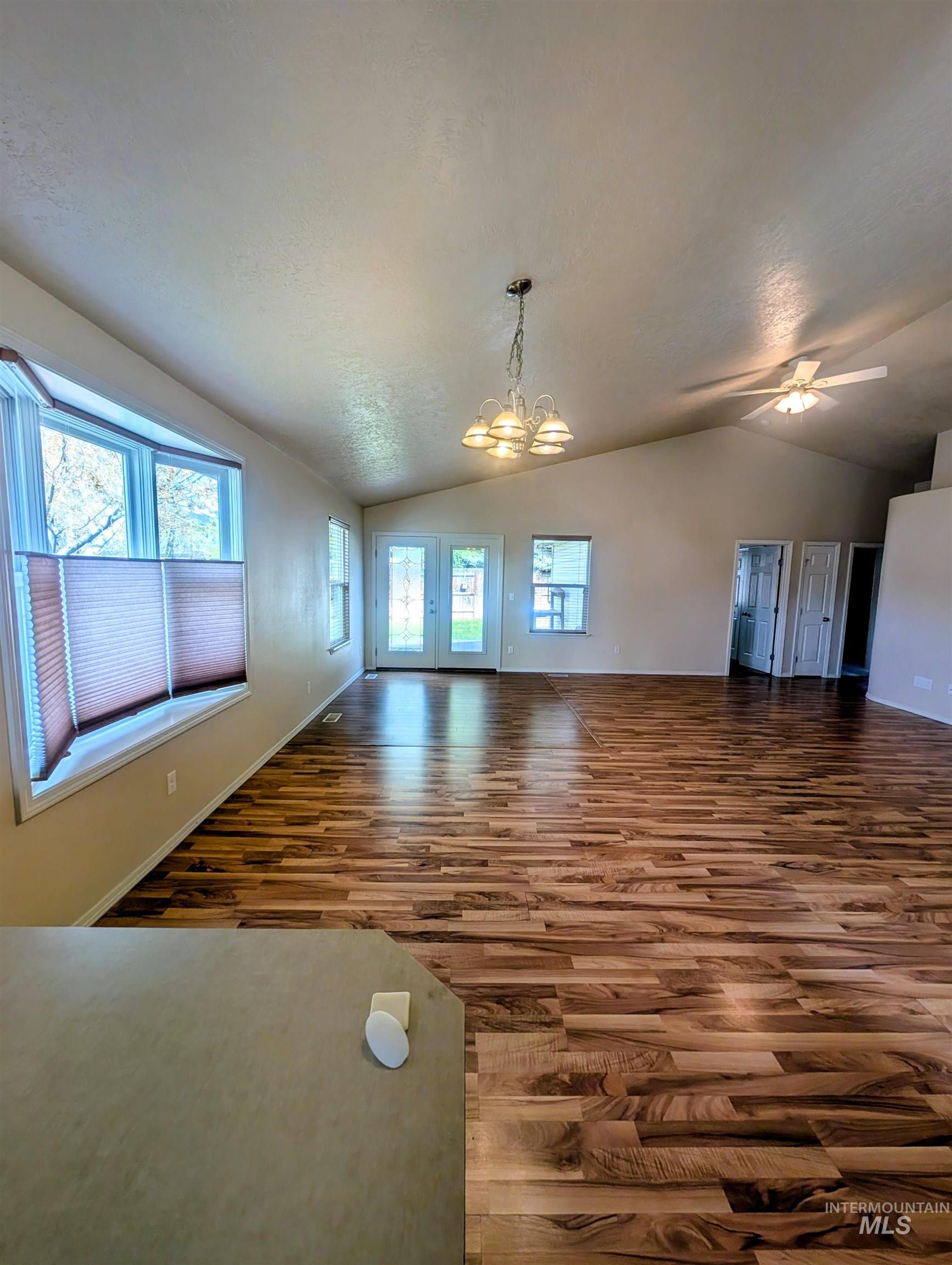 1496 W Saint Patrick, Boise, Idaho 83705, 3 Bedrooms, 2 Bathrooms, Residential For Sale, Price $459,900,MLS 98980824