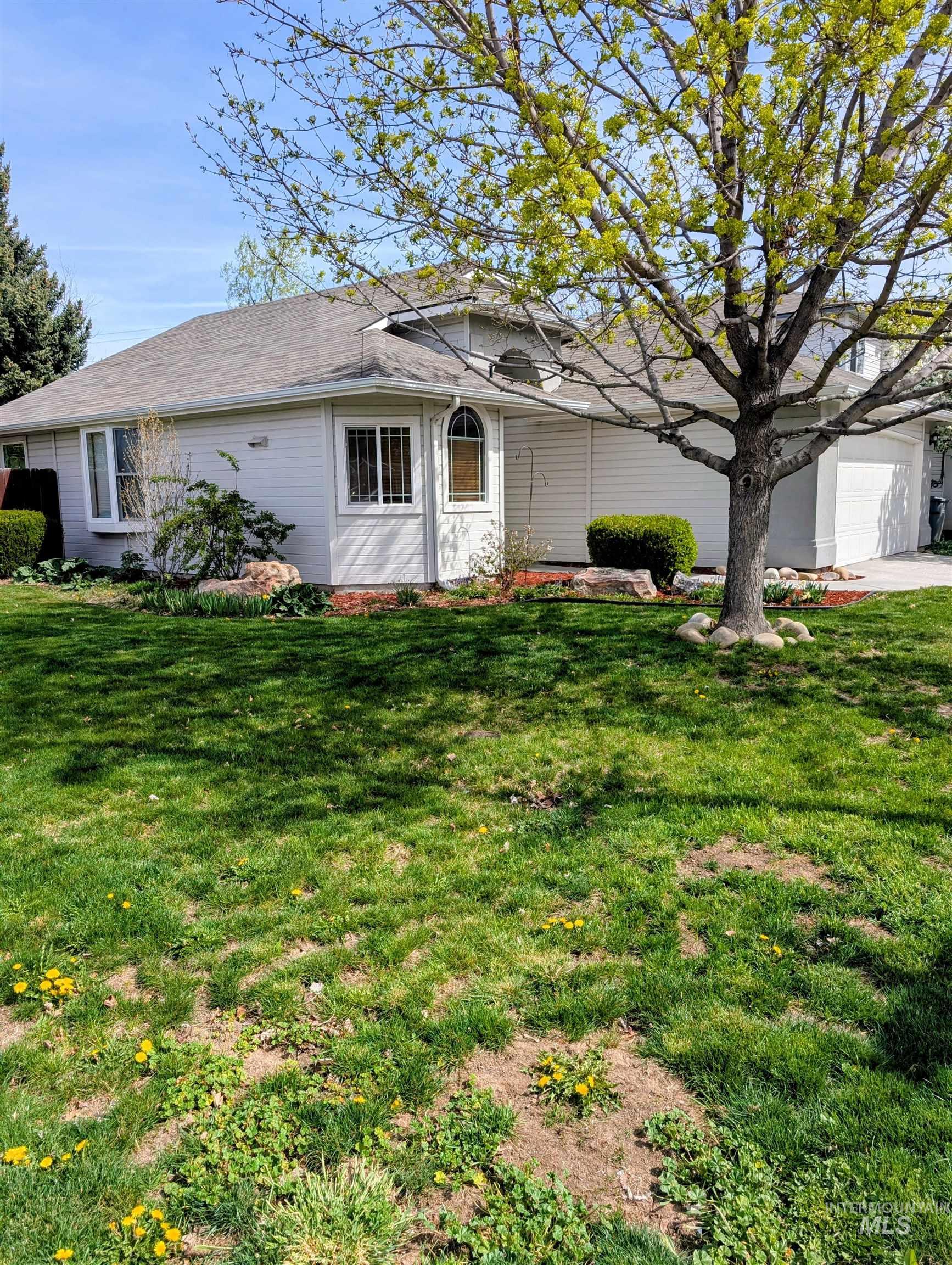 1496 W Saint Patrick, Boise, Idaho 83705, 3 Bedrooms, 2 Bathrooms, Residential For Sale, Price $459,900,MLS 98980824