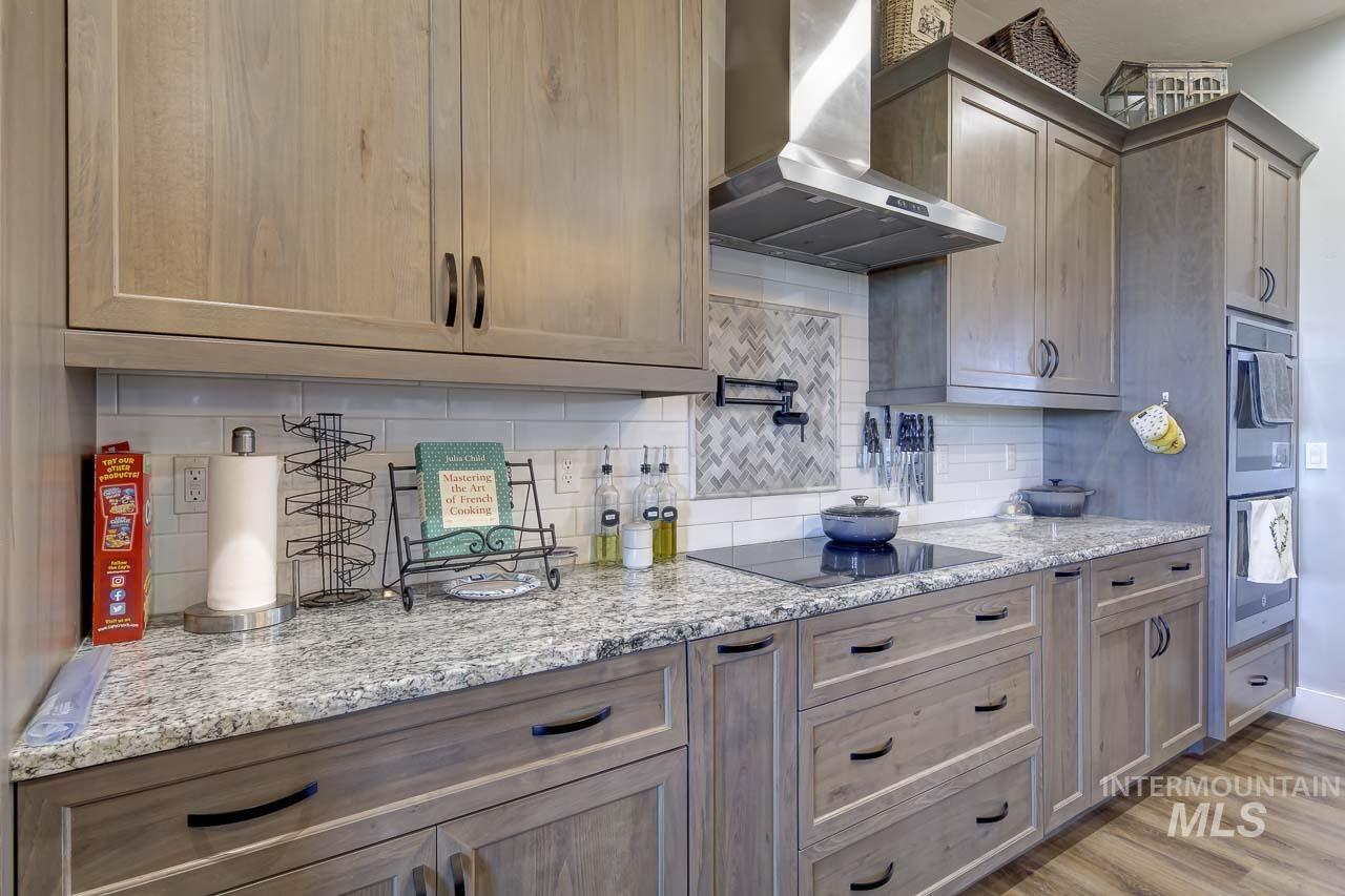 415 N Locust Grove Road, Kuna, Idaho 83634, 6 Bedrooms, 5 Bathrooms, Residential For Sale, Price $1,499,999,MLS 98980825