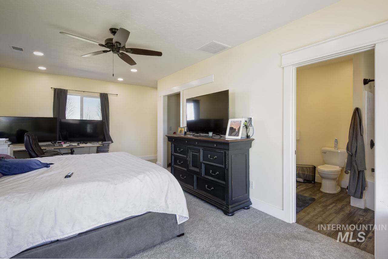 415 N Locust Grove Road, Kuna, Idaho 83634, 6 Bedrooms, 5 Bathrooms, Residential For Sale, Price $1,499,999,MLS 98980825