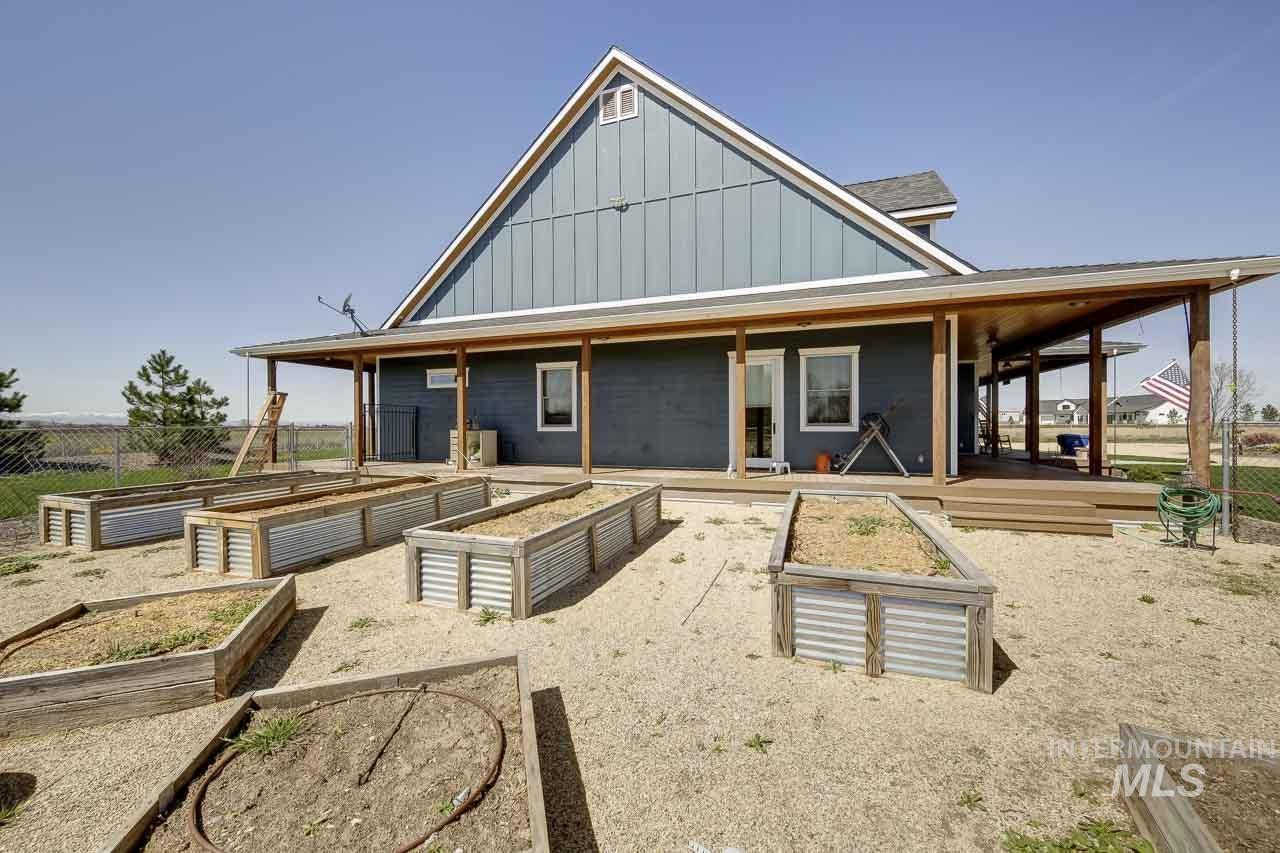 415 N Locust Grove Road, Kuna, Idaho 83634, 6 Bedrooms, 5 Bathrooms, Residential For Sale, Price $1,499,999,MLS 98980825