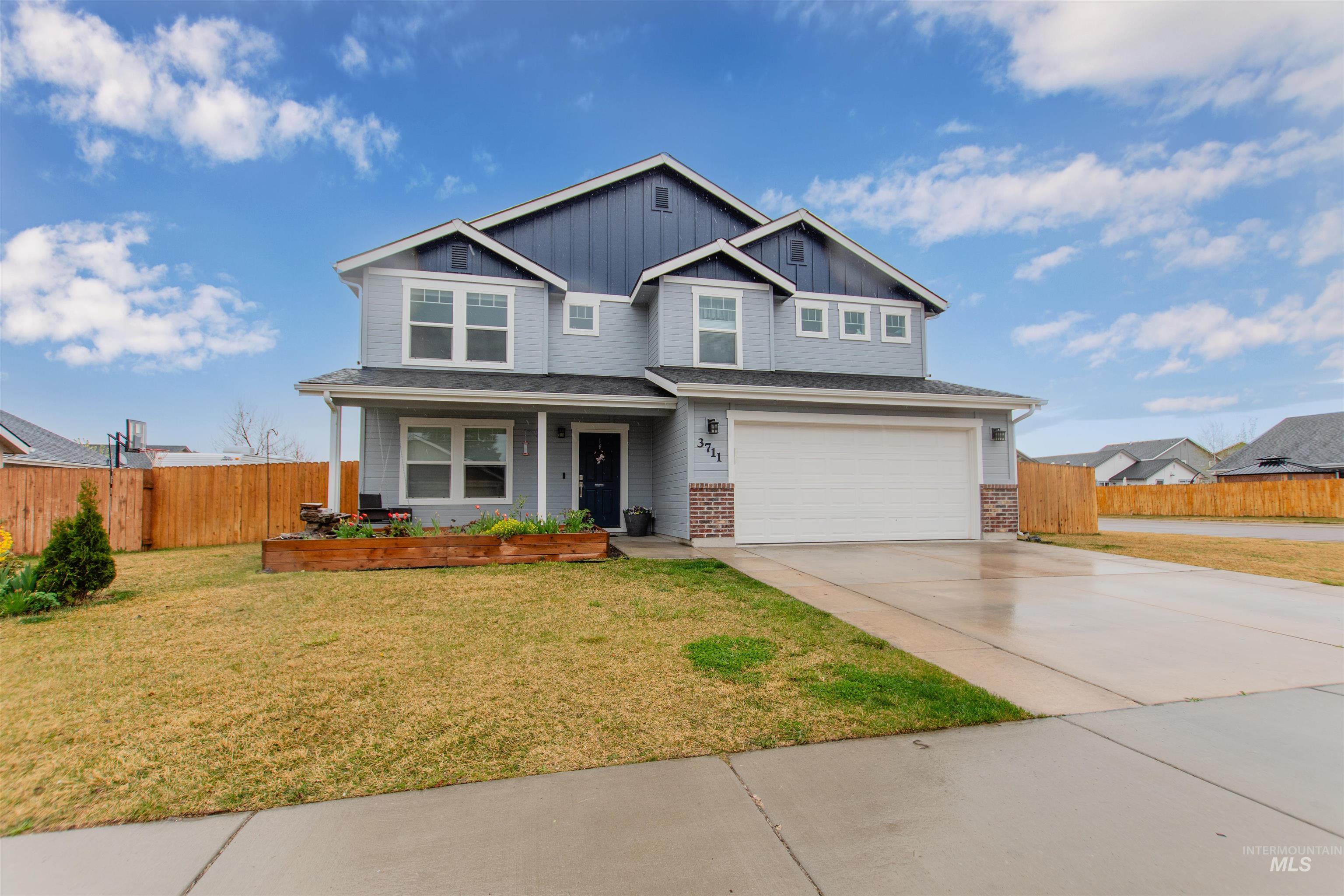 3711 E Holly Ridge Dr, Nampa, Idaho 83686, 5 Bedrooms, 2.5 Bathrooms, Residential For Sale, Price $499,999,MLS 98980826