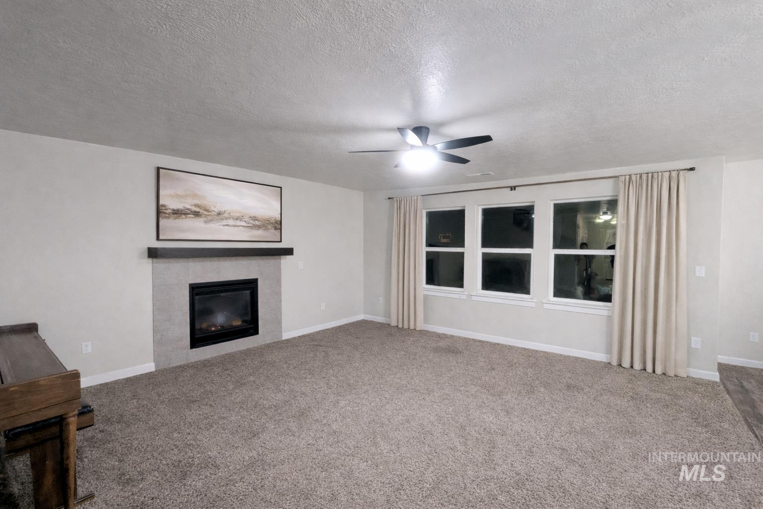 3711 E Holly Ridge Dr, Nampa, Idaho 83686, 5 Bedrooms, 2.5 Bathrooms, Residential For Sale, Price $499,999,MLS 98980826