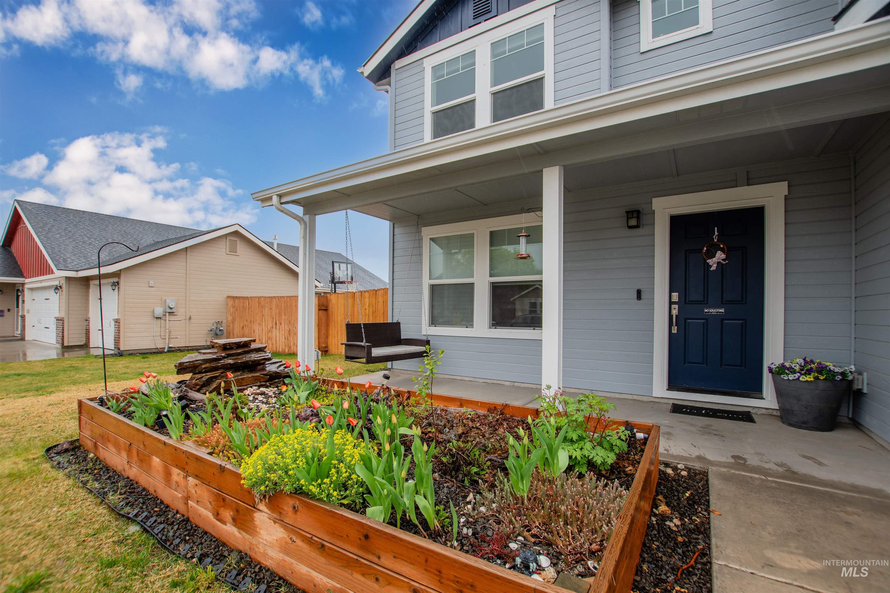 3711 E Holly Ridge Dr, Nampa, Idaho 83686, 5 Bedrooms, 2.5 Bathrooms, Residential For Sale, Price $499,999,MLS 98980826