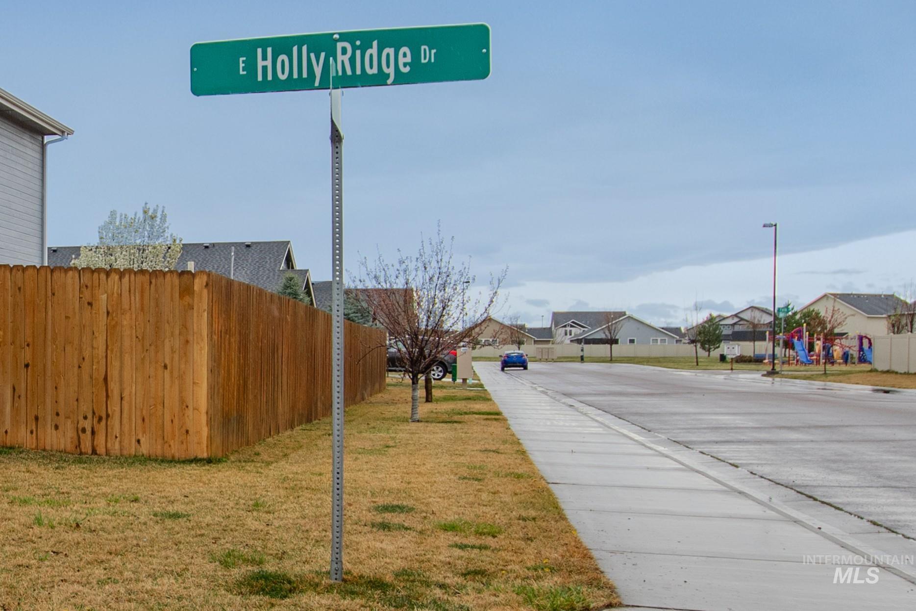 3711 E Holly Ridge Dr, Nampa, Idaho 83686, 5 Bedrooms, 2.5 Bathrooms, Residential For Sale, Price $499,999,MLS 98980826