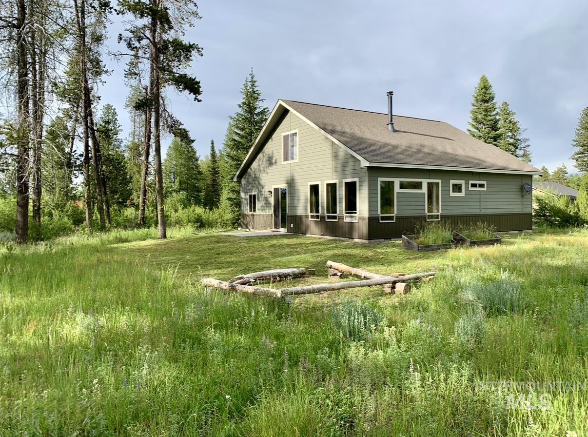 241 Bald Eagle Ln, Donnelly, Idaho 83615, 3 Bedrooms, 2 Bathrooms, Residential For Sale, Price $789,900,MLS 98980829