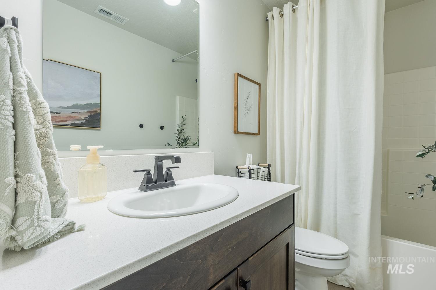 1688 E Ringneck St, Meridian, Idaho 83646, 3 Bedrooms, 2 Bathrooms, Residential For Sale, Price $415,000,MLS 98980830