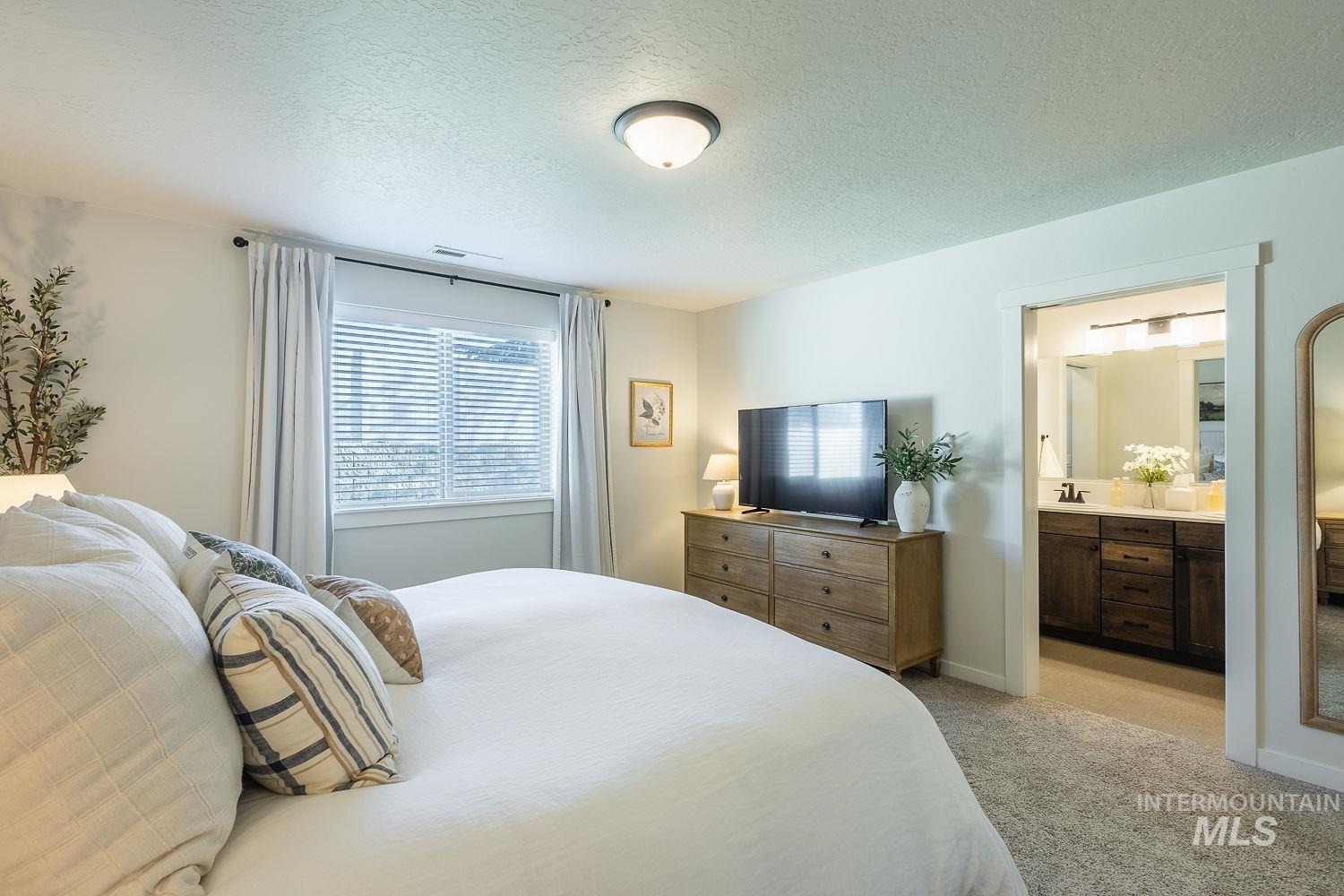 1688 E Ringneck St, Meridian, Idaho 83646, 3 Bedrooms, 2 Bathrooms, Residential For Sale, Price $415,000,MLS 98980830