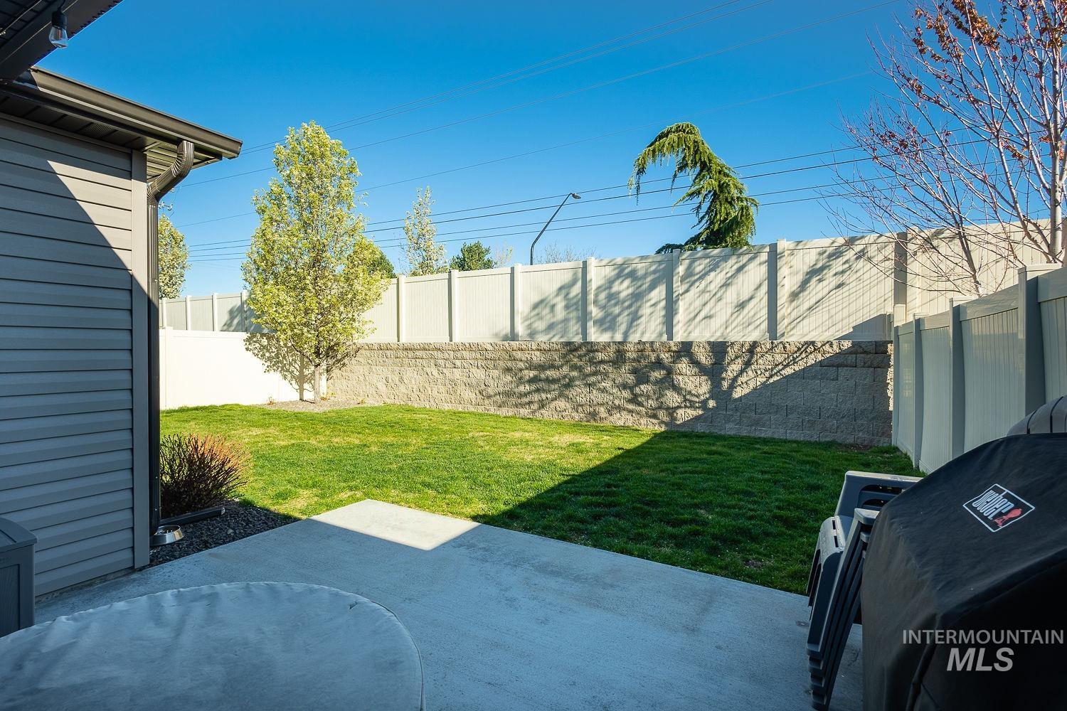 1688 E Ringneck St, Meridian, Idaho 83646, 3 Bedrooms, 2 Bathrooms, Residential For Sale, Price $415,000,MLS 98980830