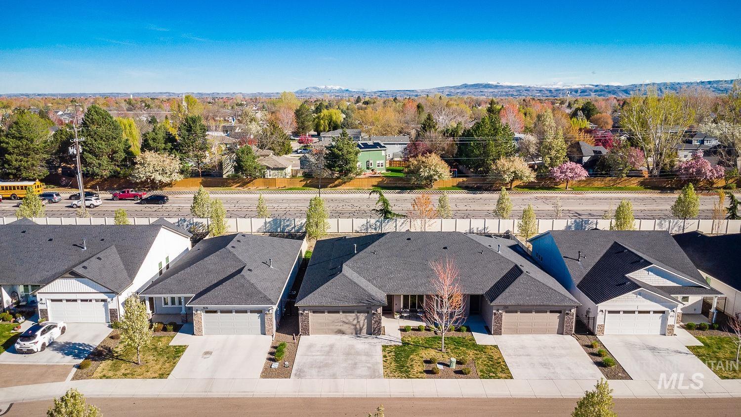 1688 E Ringneck St, Meridian, Idaho 83646, 3 Bedrooms, 2 Bathrooms, Residential For Sale, Price $415,000,MLS 98980830