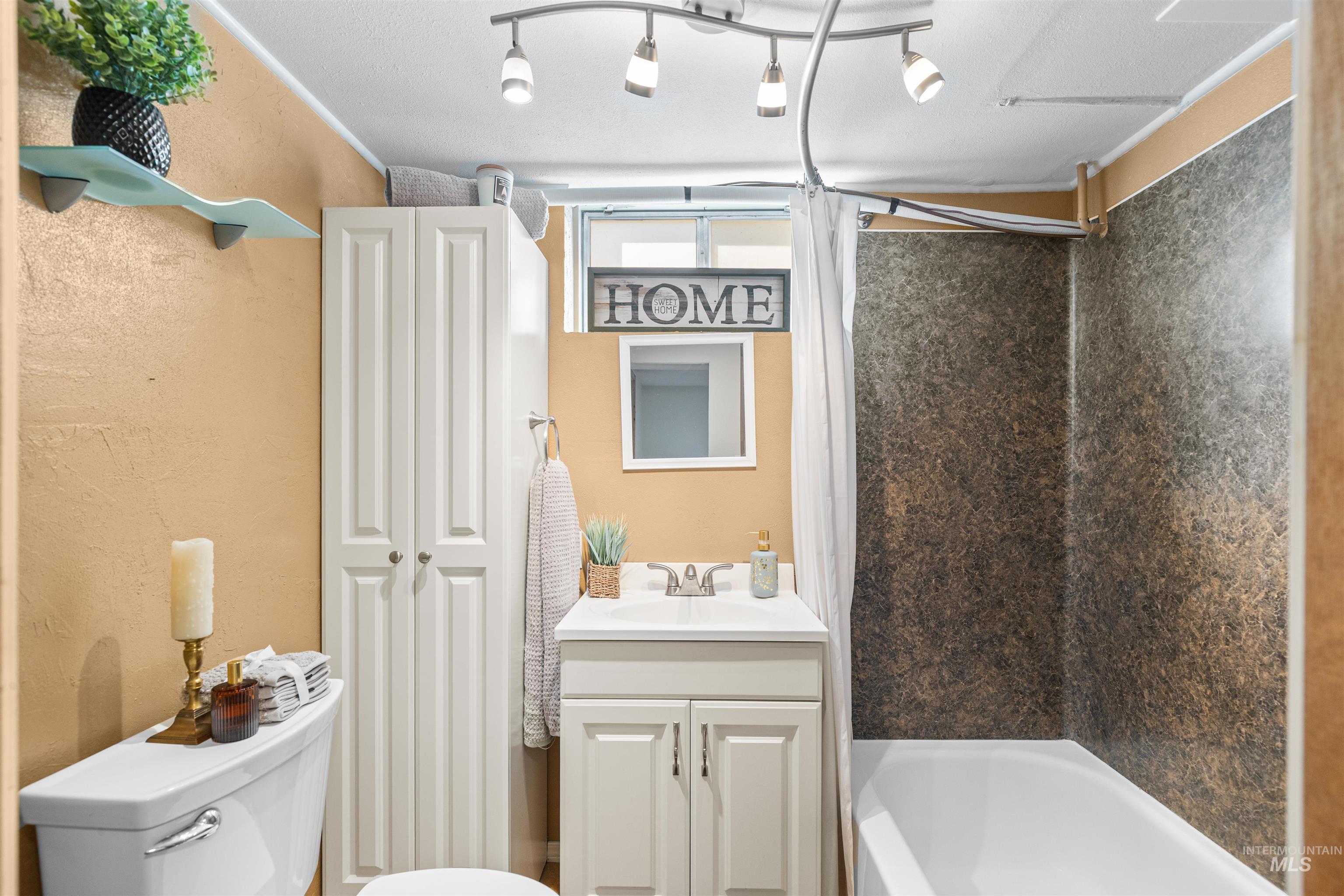 420 Linden Ave, Lewiston, Idaho 83501, 4 Bedrooms, 2 Bathrooms, Residential For Sale, Price $549,900,MLS 98980831