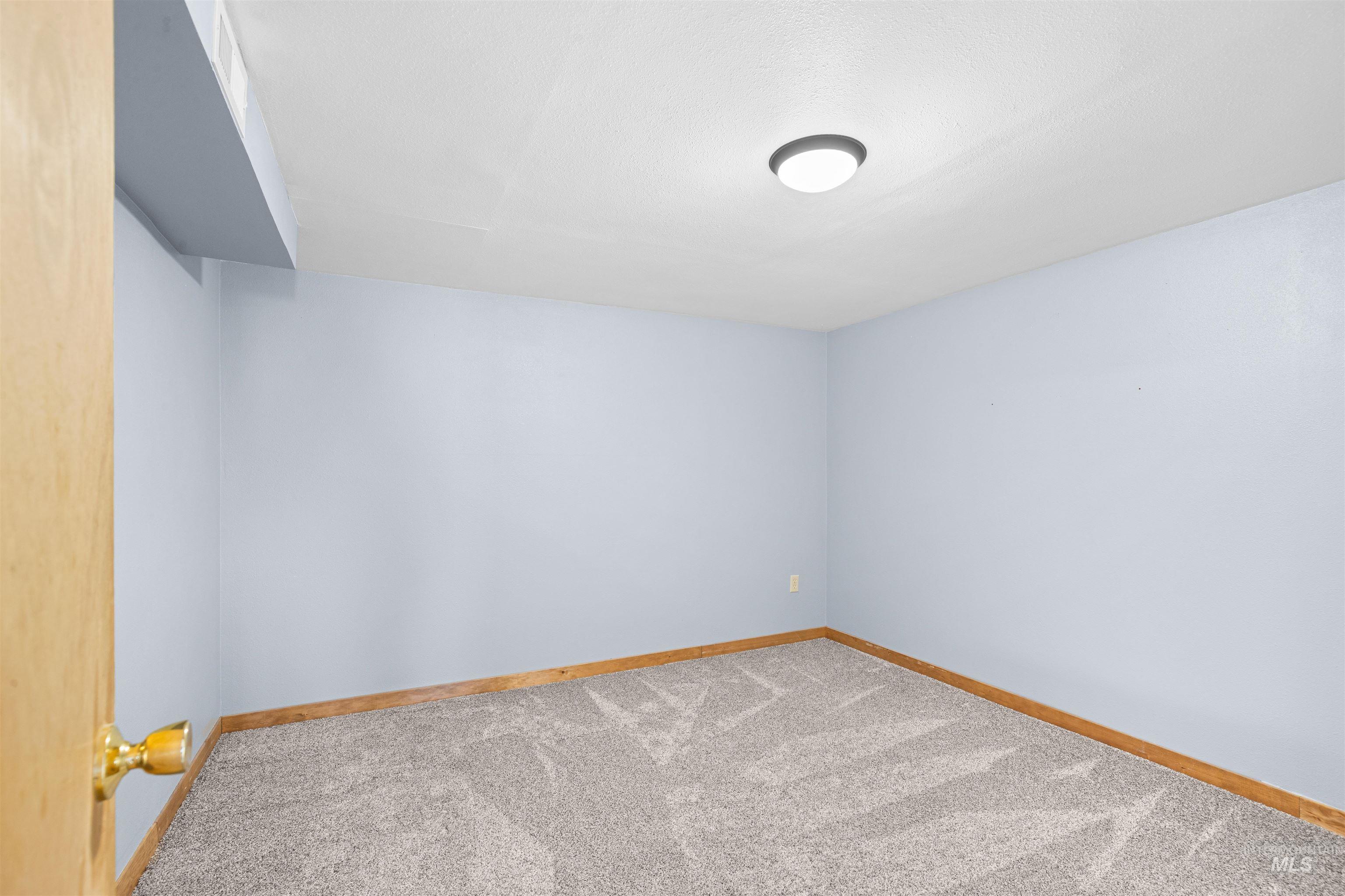 420 Linden Ave, Lewiston, Idaho 83501, 4 Bedrooms, 2 Bathrooms, Residential For Sale, Price $549,900,MLS 98980831