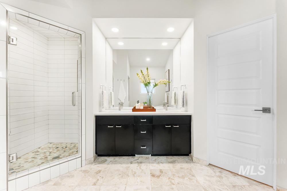 3994 W Quail Ridge Dr, Boise, Idaho 83703, 3 Bedrooms, 2.5 Bathrooms, Residential For Sale, Price $1,350,000,MLS 98980834