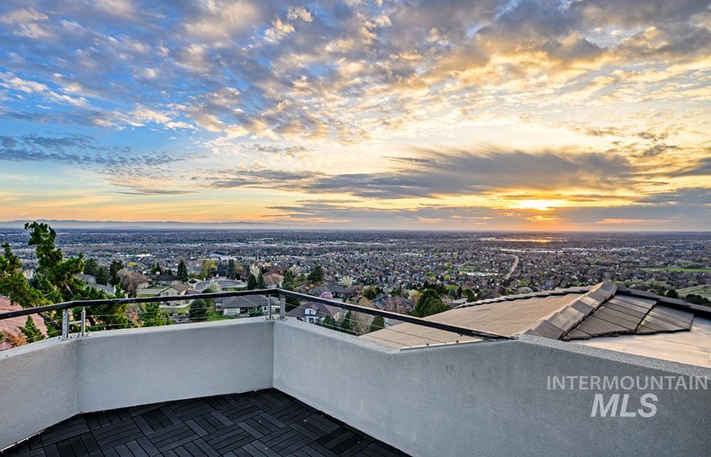 3994 W Quail Ridge Dr, Boise, Idaho 83703, 3 Bedrooms, 2.5 Bathrooms, Residential For Sale, Price $1,350,000,MLS 98980834