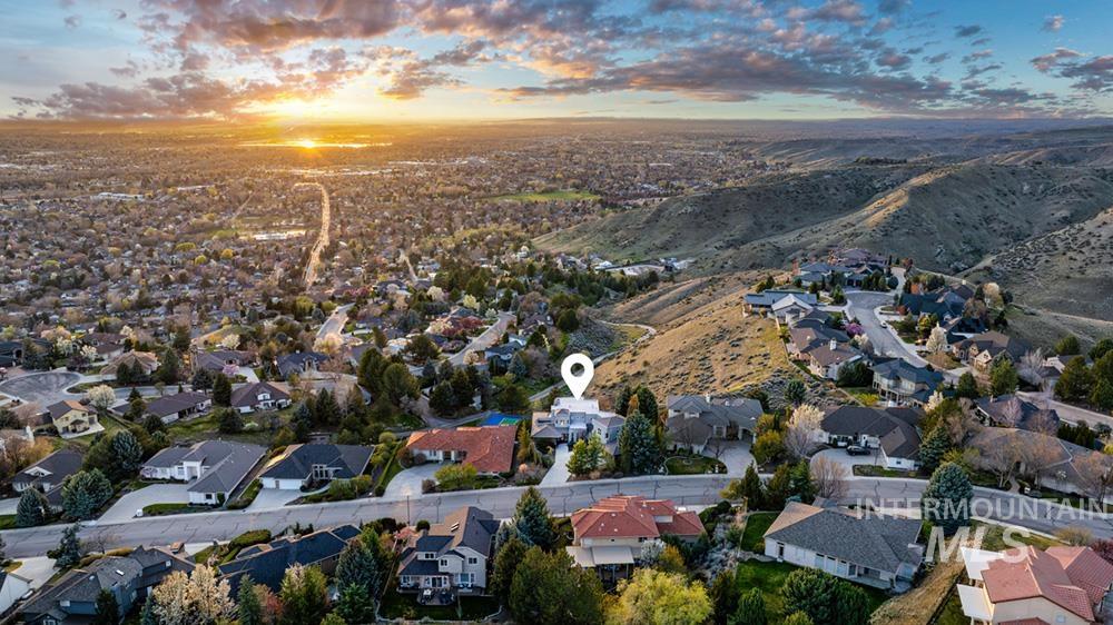 3994 W Quail Ridge Dr, Boise, Idaho 83703, 3 Bedrooms, 2.5 Bathrooms, Residential For Sale, Price $1,350,000,MLS 98980834