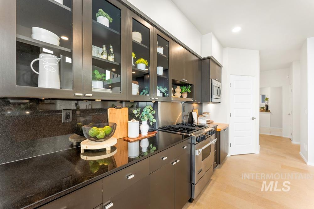 3994 W Quail Ridge Dr, Boise, Idaho 83703, 3 Bedrooms, 2.5 Bathrooms, Residential For Sale, Price $1,350,000,MLS 98980834