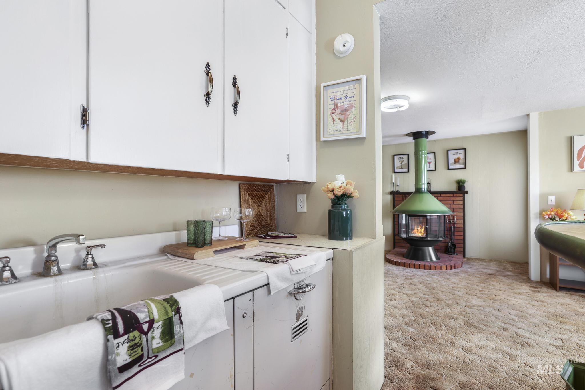 305 Madison St W, Kimberly, Idaho 83341, 5 Bedrooms, 2 Bathrooms, Residential For Sale, Price $349,500,MLS 98980837