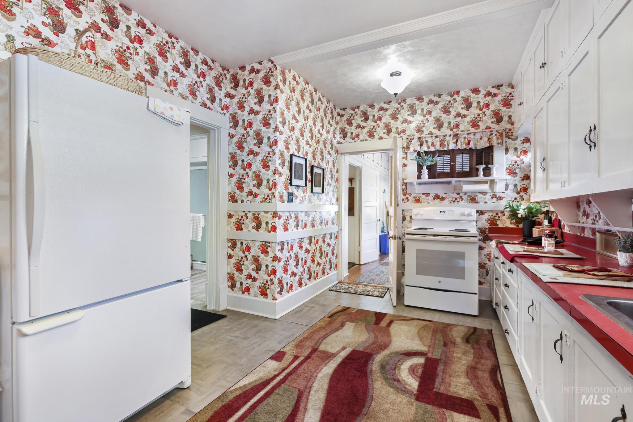 305 Madison St W, Kimberly, Idaho 83341, 5 Bedrooms, 2 Bathrooms, Residential For Sale, Price $349,500,MLS 98980837