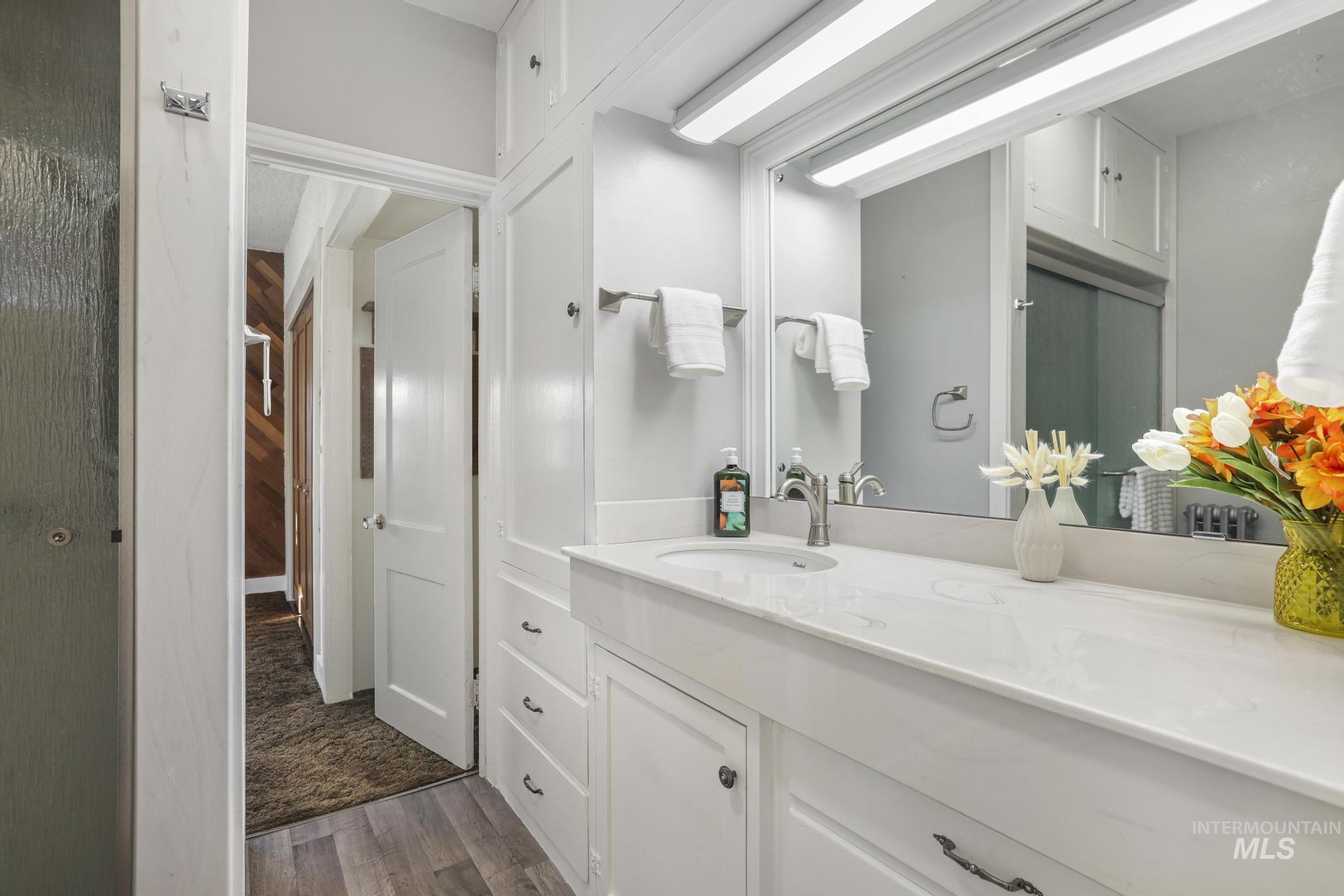 305 Madison St W, Kimberly, Idaho 83341, 5 Bedrooms, 2 Bathrooms, Residential For Sale, Price $349,500,MLS 98980837