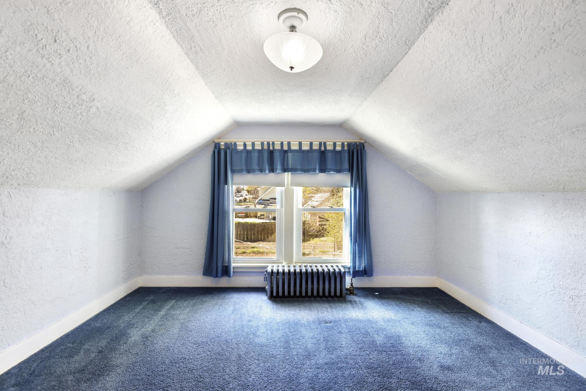 305 Madison St W, Kimberly, Idaho 83341, 5 Bedrooms, 2 Bathrooms, Residential For Sale, Price $349,500,MLS 98980837