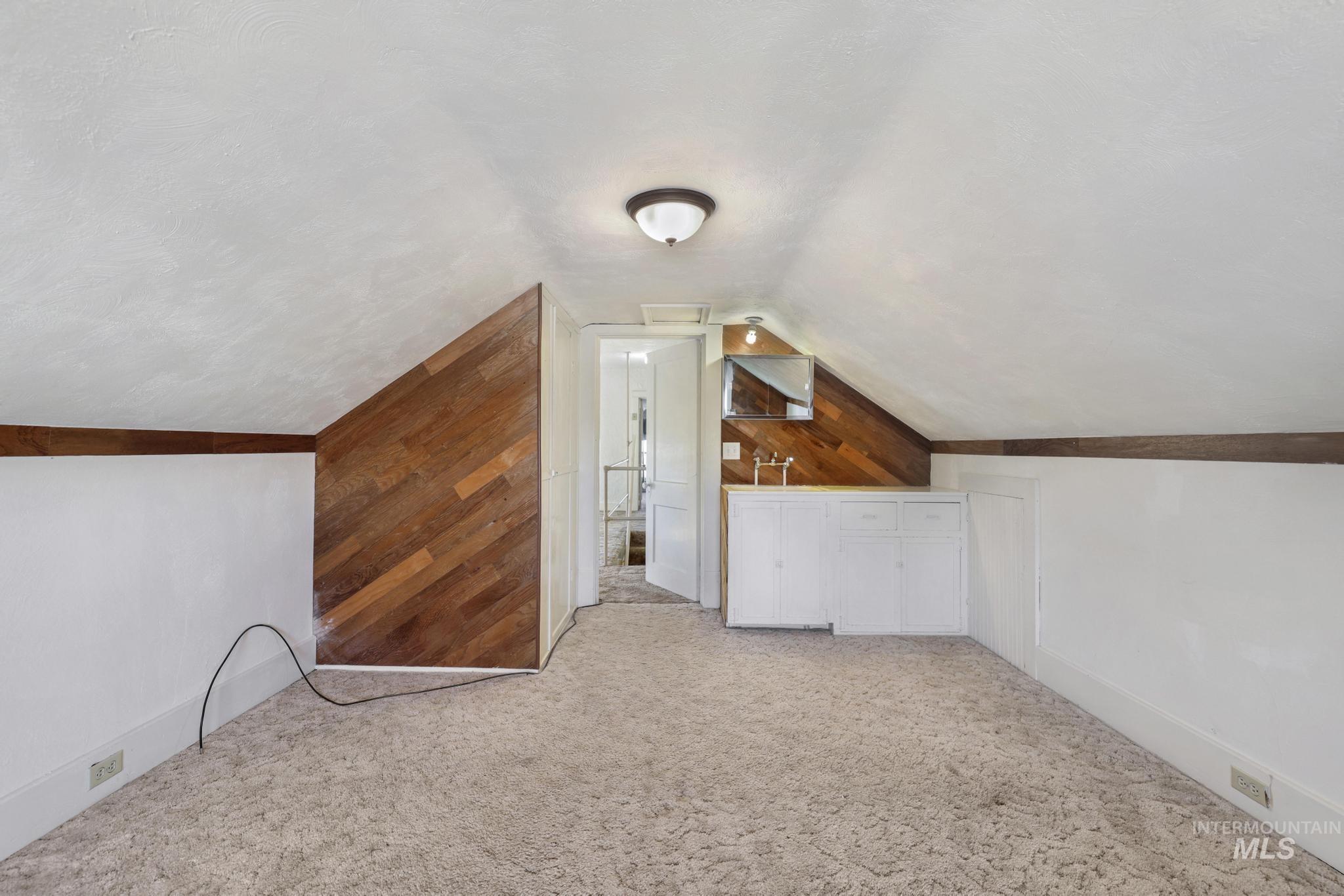 305 Madison St W, Kimberly, Idaho 83341, 5 Bedrooms, 2 Bathrooms, Residential For Sale, Price $349,500,MLS 98980837