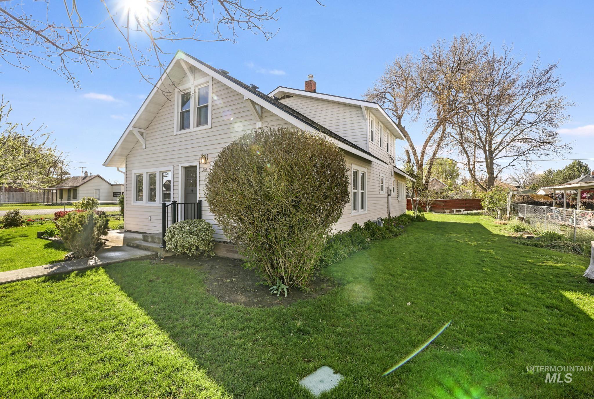 305 Madison St W, Kimberly, Idaho 83341, 5 Bedrooms, 2 Bathrooms, Residential For Sale, Price $349,500,MLS 98980837