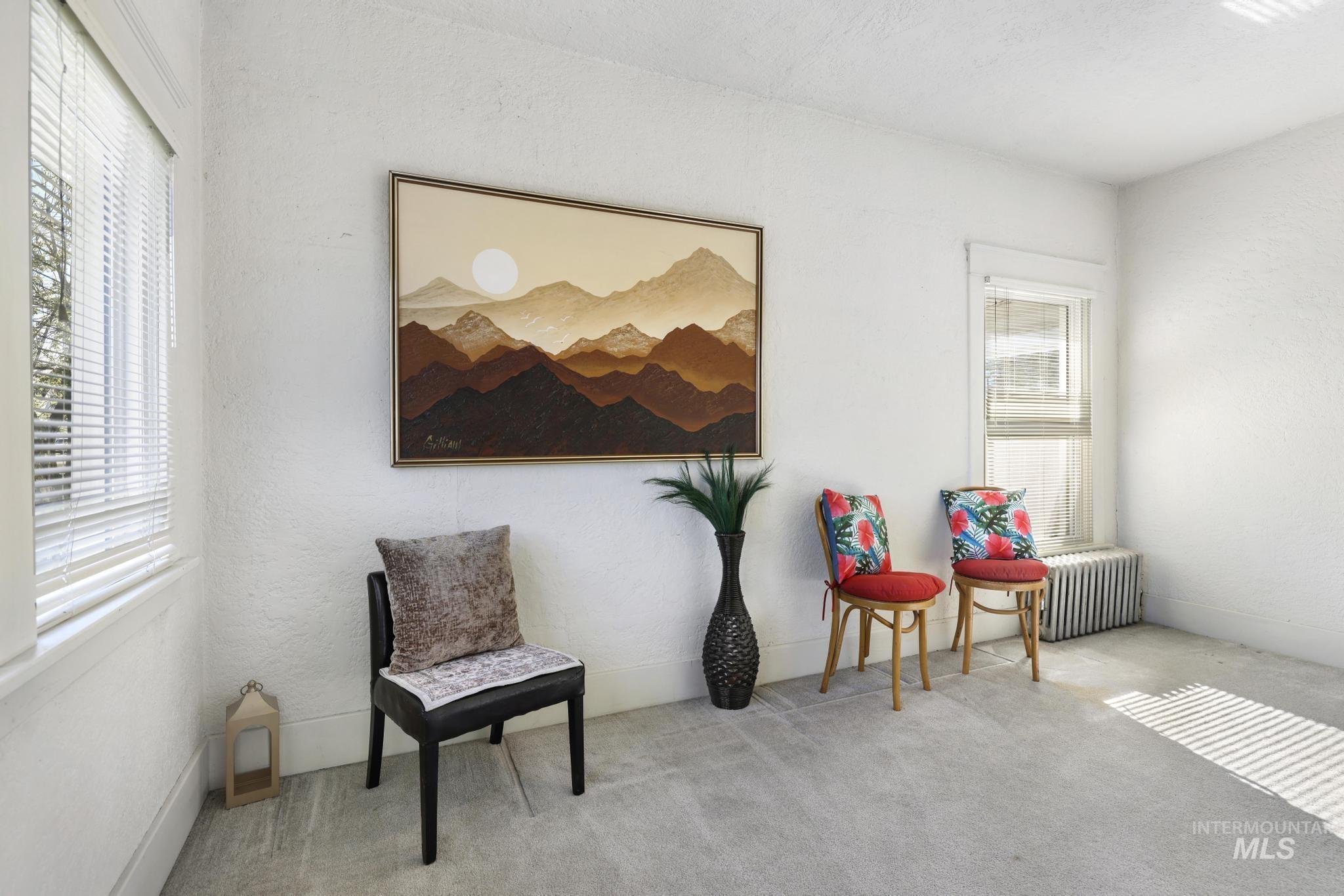 305 Madison St W, Kimberly, Idaho 83341, 5 Bedrooms, 2 Bathrooms, Residential For Sale, Price $349,500,MLS 98980837