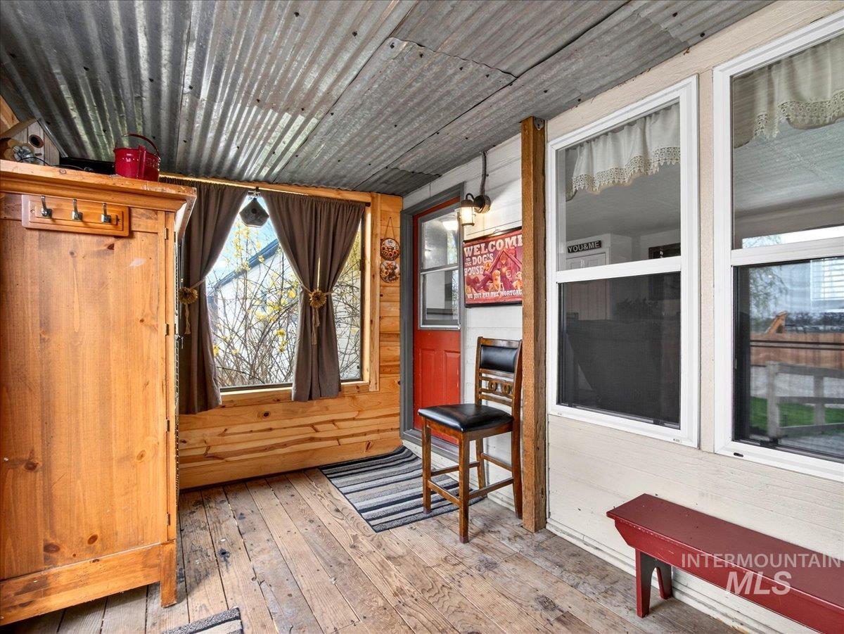 9228 Washoe Rd, Payette, Idaho 83661, 2 Bedrooms, 1 Bathroom, Residential For Sale, Price $295,000,MLS 98980839