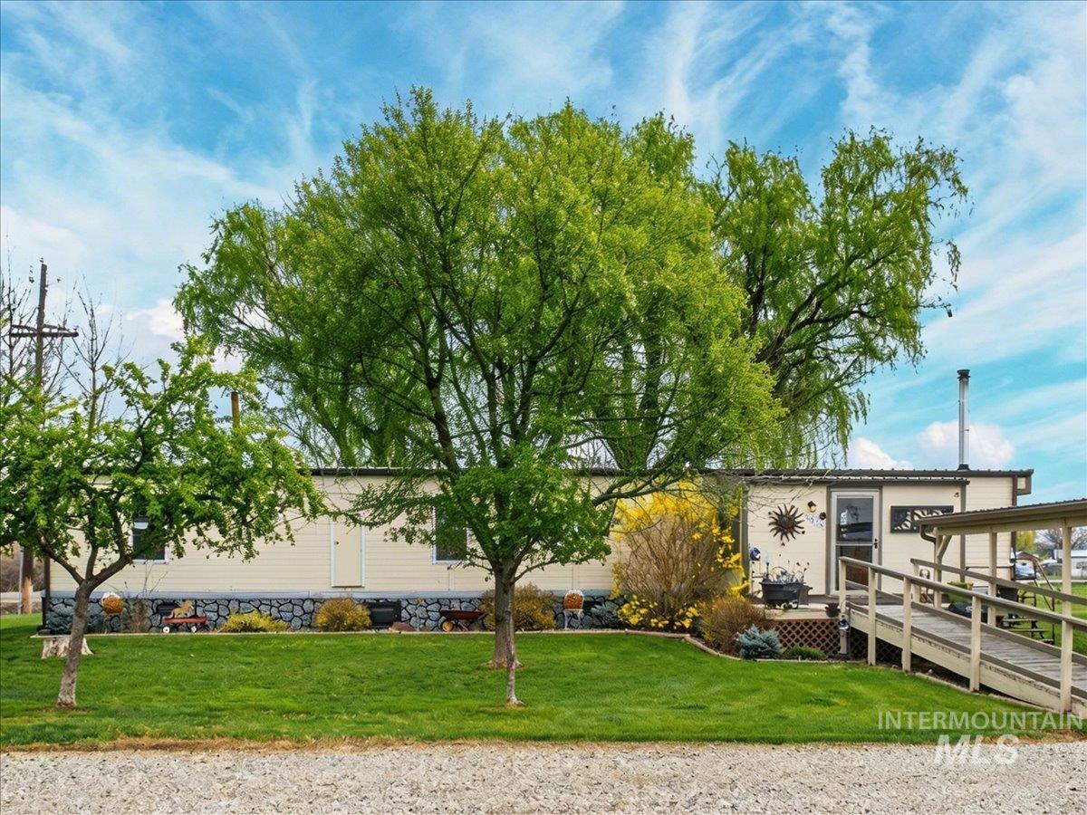 9228 Washoe Rd, Payette, Idaho 83661, 2 Bedrooms, 1 Bathroom, Residential For Sale, Price $295,000,MLS 98980839