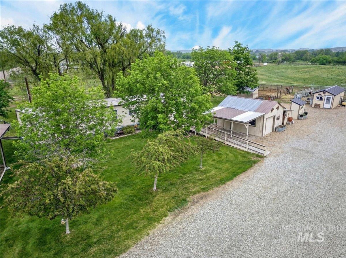 9228 Washoe Rd, Payette, Idaho 83661, 2 Bedrooms, 1 Bathroom, Residential For Sale, Price $295,000,MLS 98980839