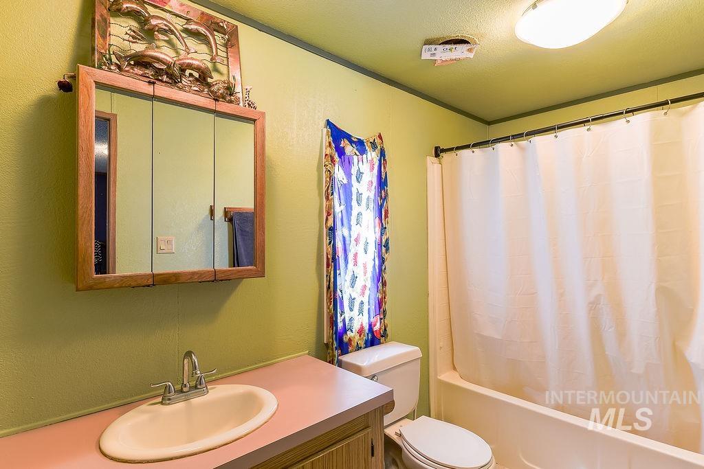 609 N Almon St, Moscow, Idaho 83843, 3 Bedrooms, 2 Bathrooms, Residential For Sale, Price $65,000,MLS 98980840