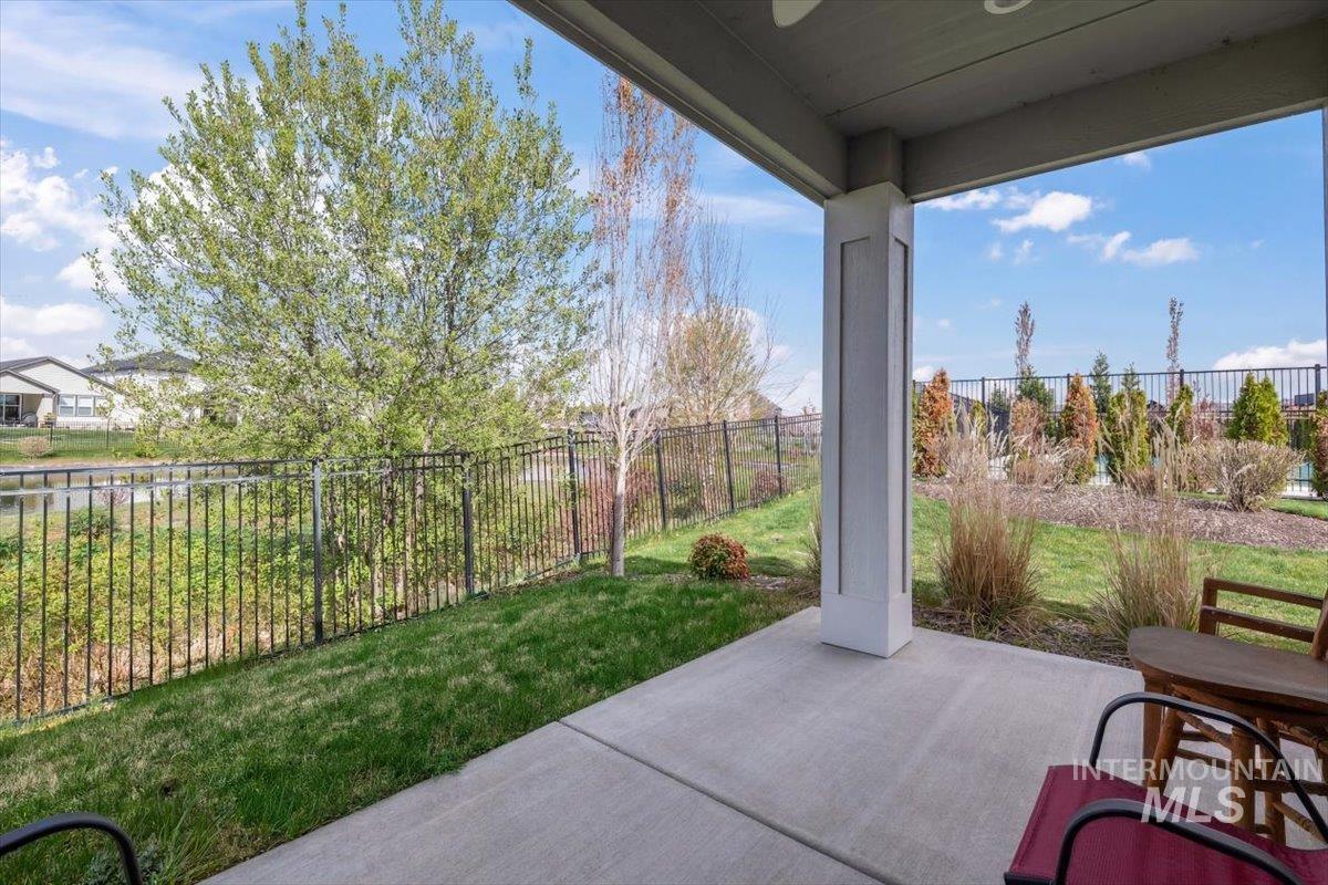 2036 E Knobcone Dr, Meridian, Idaho 83642, 5 Bedrooms, 3 Bathrooms, Residential For Sale, Price $567,926, 98980842