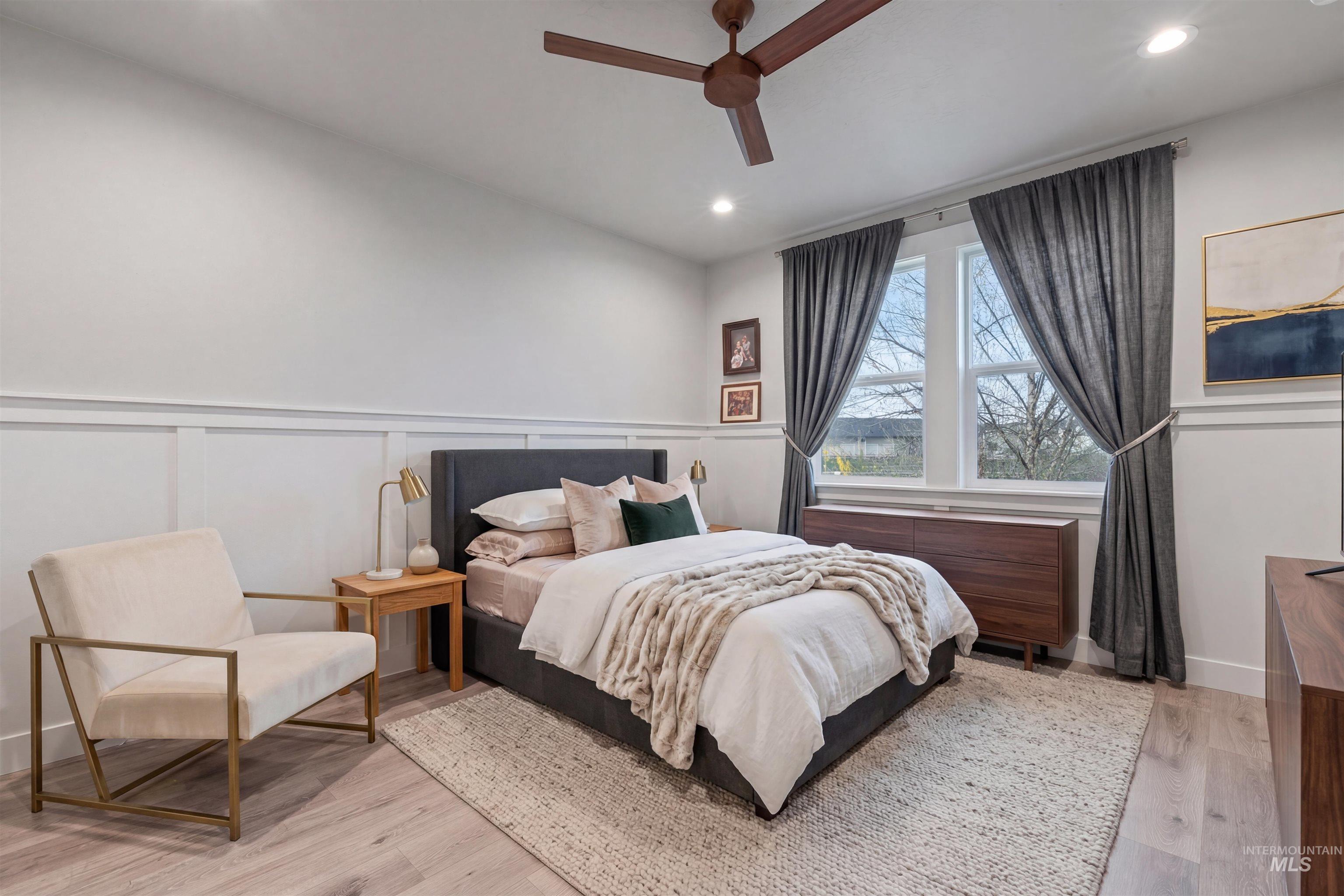 2036 E Knobcone Dr, Meridian, Idaho 83642, 5 Bedrooms, 3 Bathrooms, Residential For Sale, Price $579,900,MLS 98980842