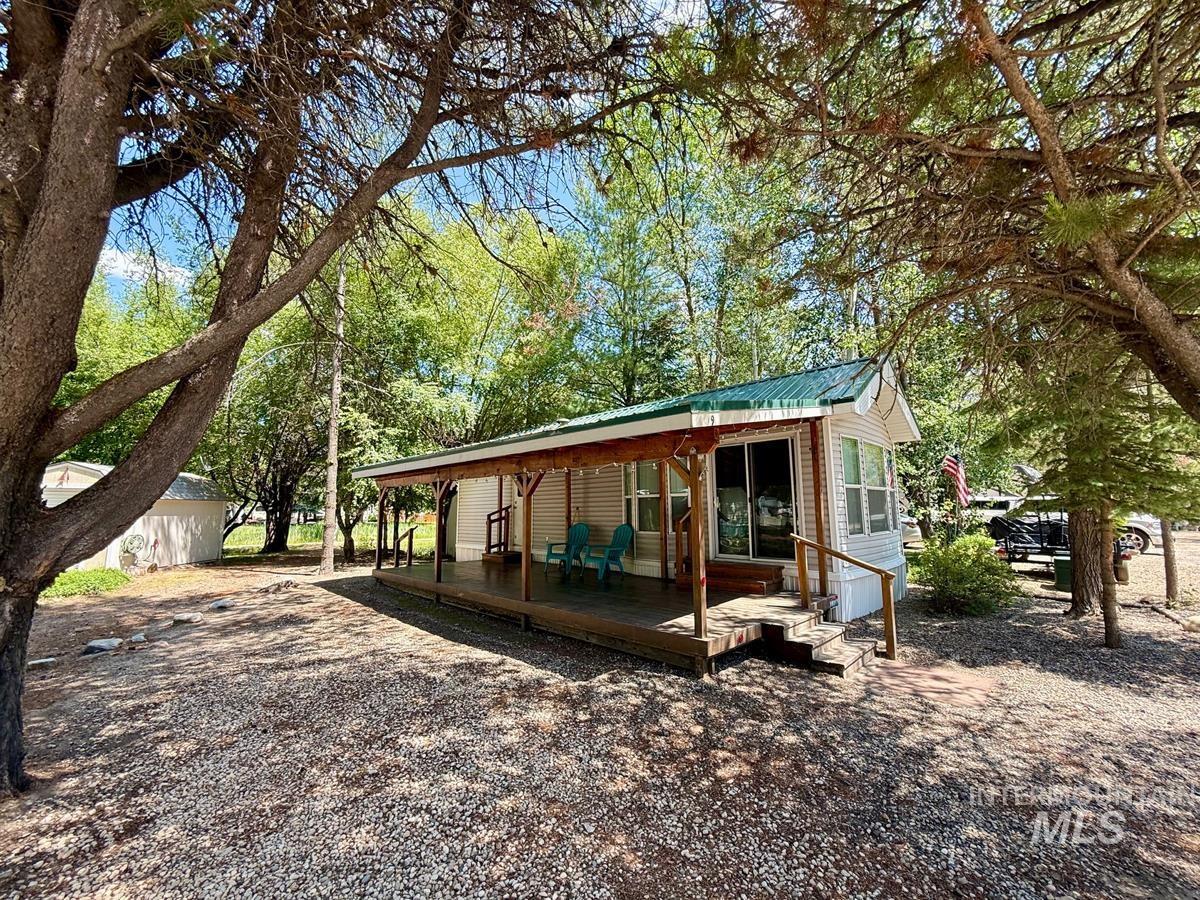 9 H Street, Cascade, Idaho 83611, 1 Bedroom, 1 Bathroom, Residential For Sale, Price $172,000,MLS 98980844