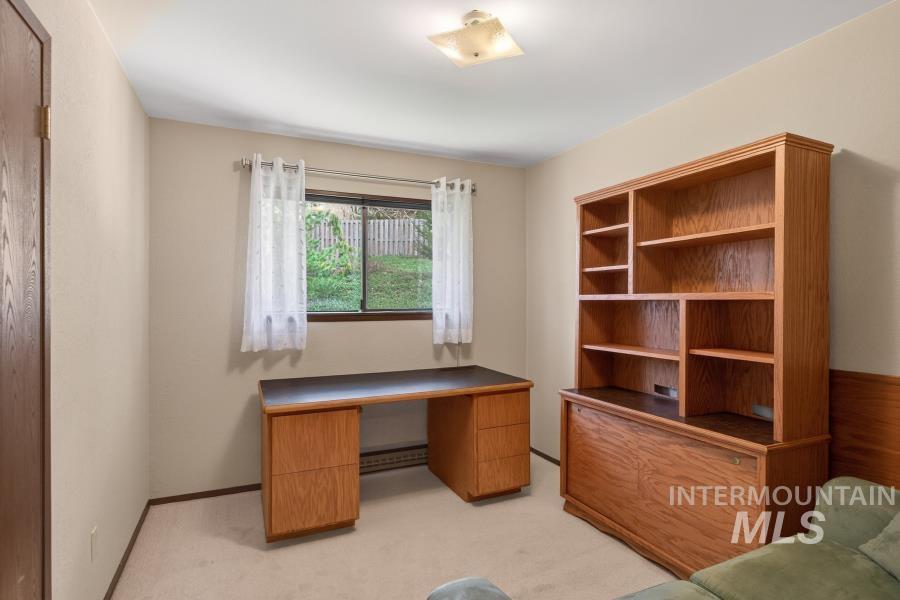 810 Sherwood, Moscow, Idaho 83843, 3 Bedrooms, 2.5 Bathrooms, Residential For Sale, Price $519,000,MLS 98980857