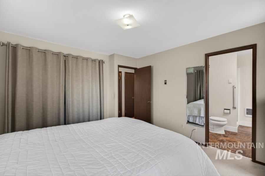 810 Sherwood, Moscow, Idaho 83843, 3 Bedrooms, 2.5 Bathrooms, Residential For Sale, Price $519,000,MLS 98980857