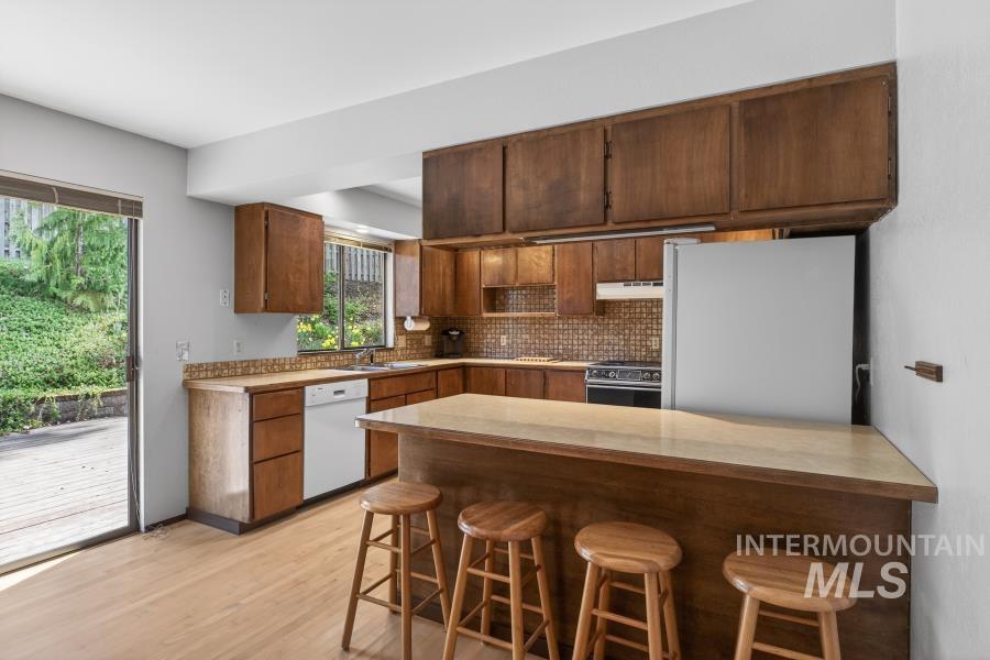 810 Sherwood, Moscow, Idaho 83843, 3 Bedrooms, 2.5 Bathrooms, Residential For Sale, Price $519,000,MLS 98980857