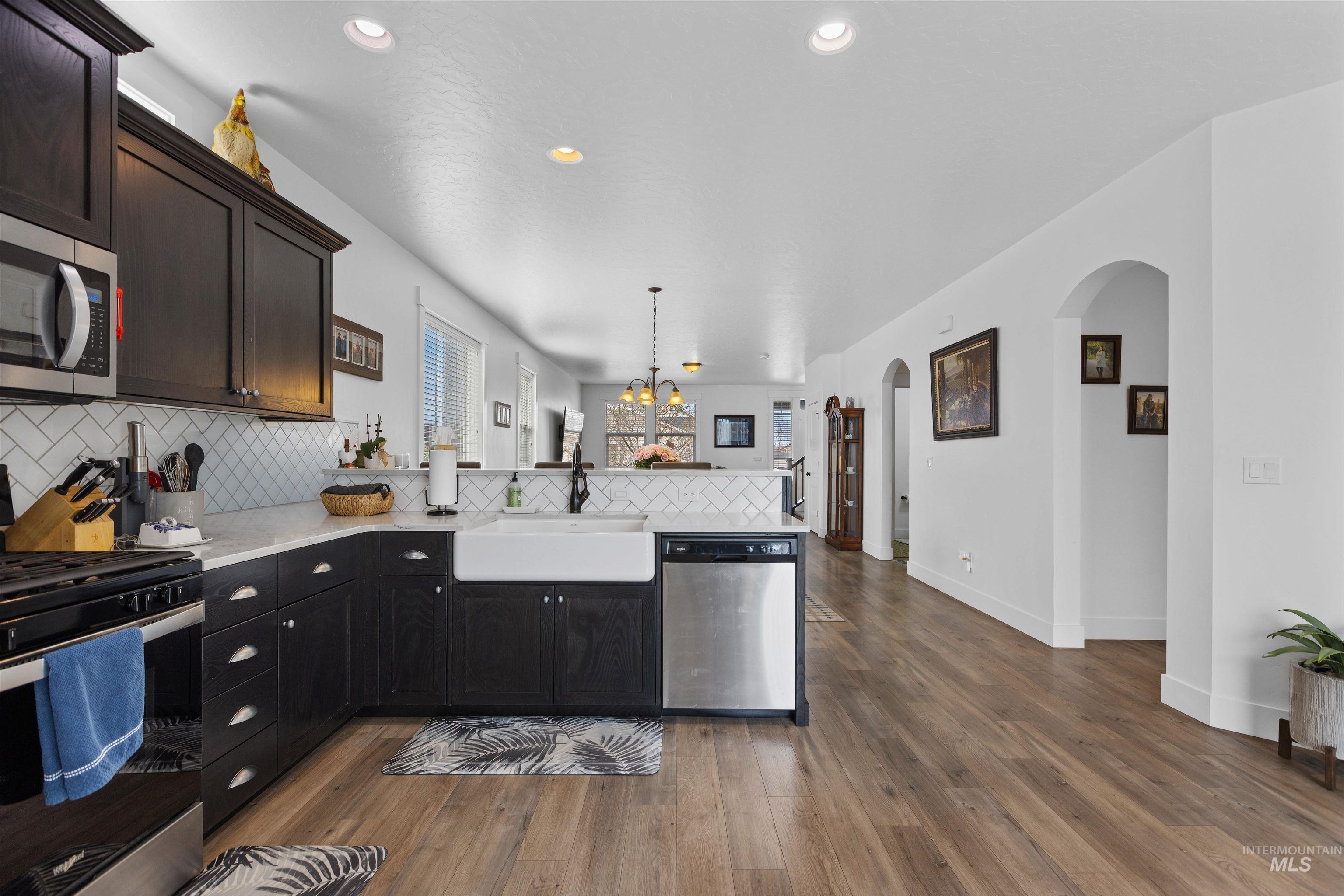 17434 N Endurance Ave, Nampa, Idaho 83687-5494, 4 Bedrooms, 2.5 Bathrooms, Residential For Sale, Price $560,000, 98980859