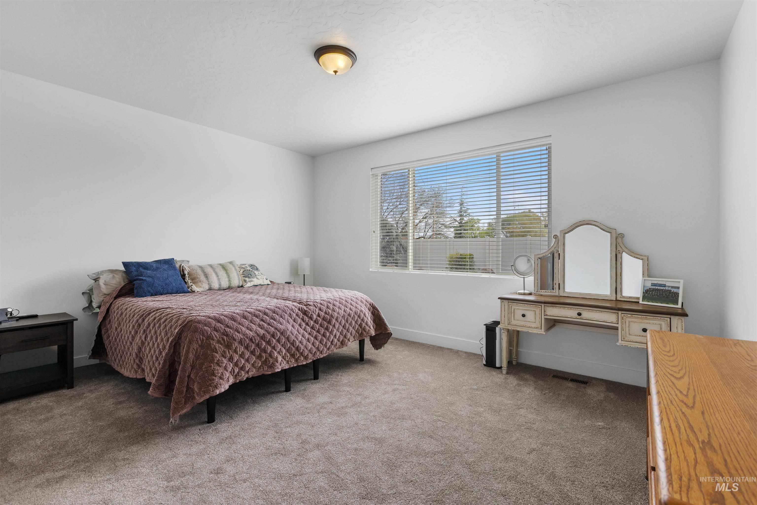 17434 N Endurance Ave, Nampa, Idaho 83687-5494, 4 Bedrooms, 2.5 Bathrooms, Residential For Sale, Price $560,000, 98980859