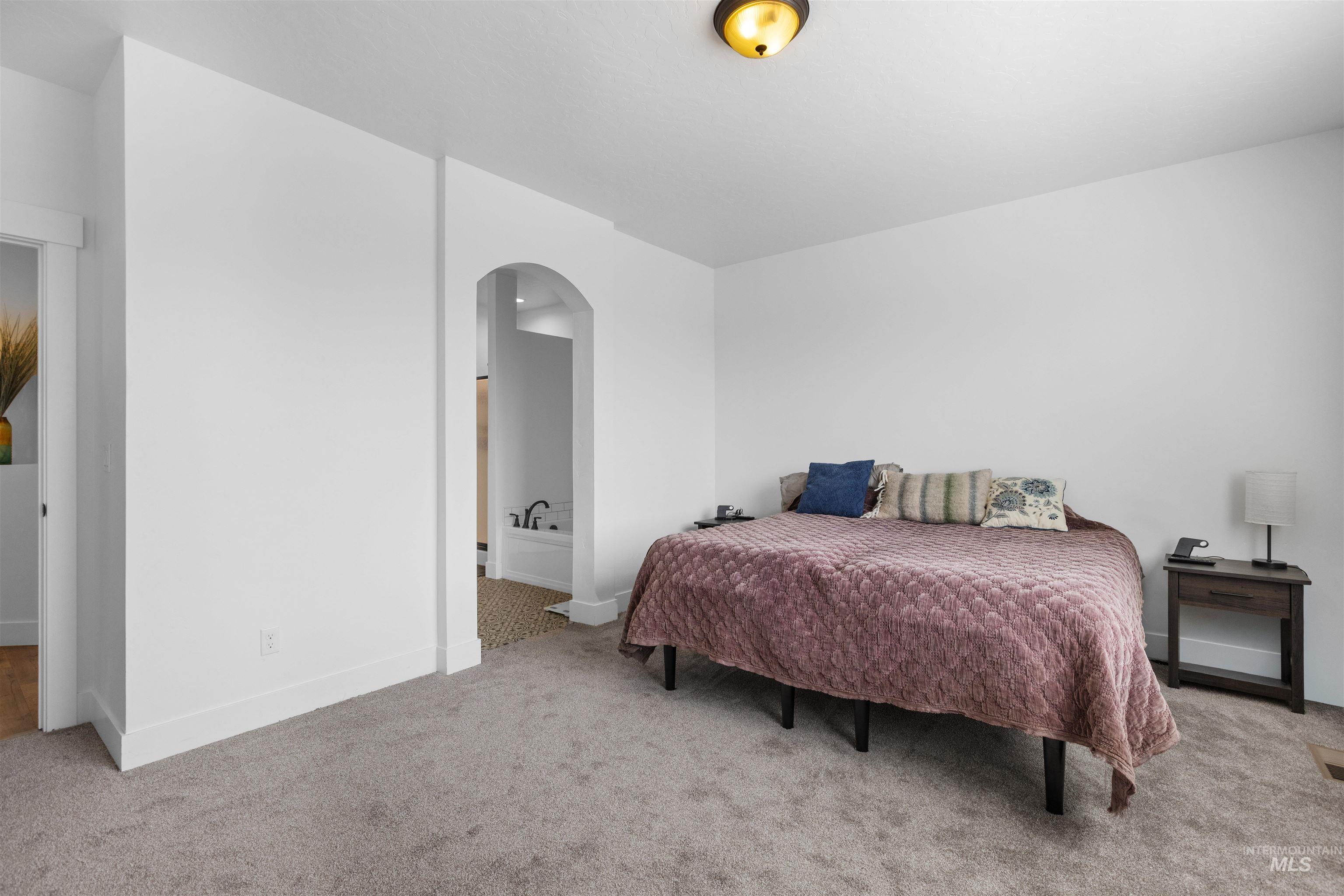 17434 N Endurance Ave, Nampa, Idaho 83687-5494, 4 Bedrooms, 2.5 Bathrooms, Residential For Sale, Price $560,000, 98980859