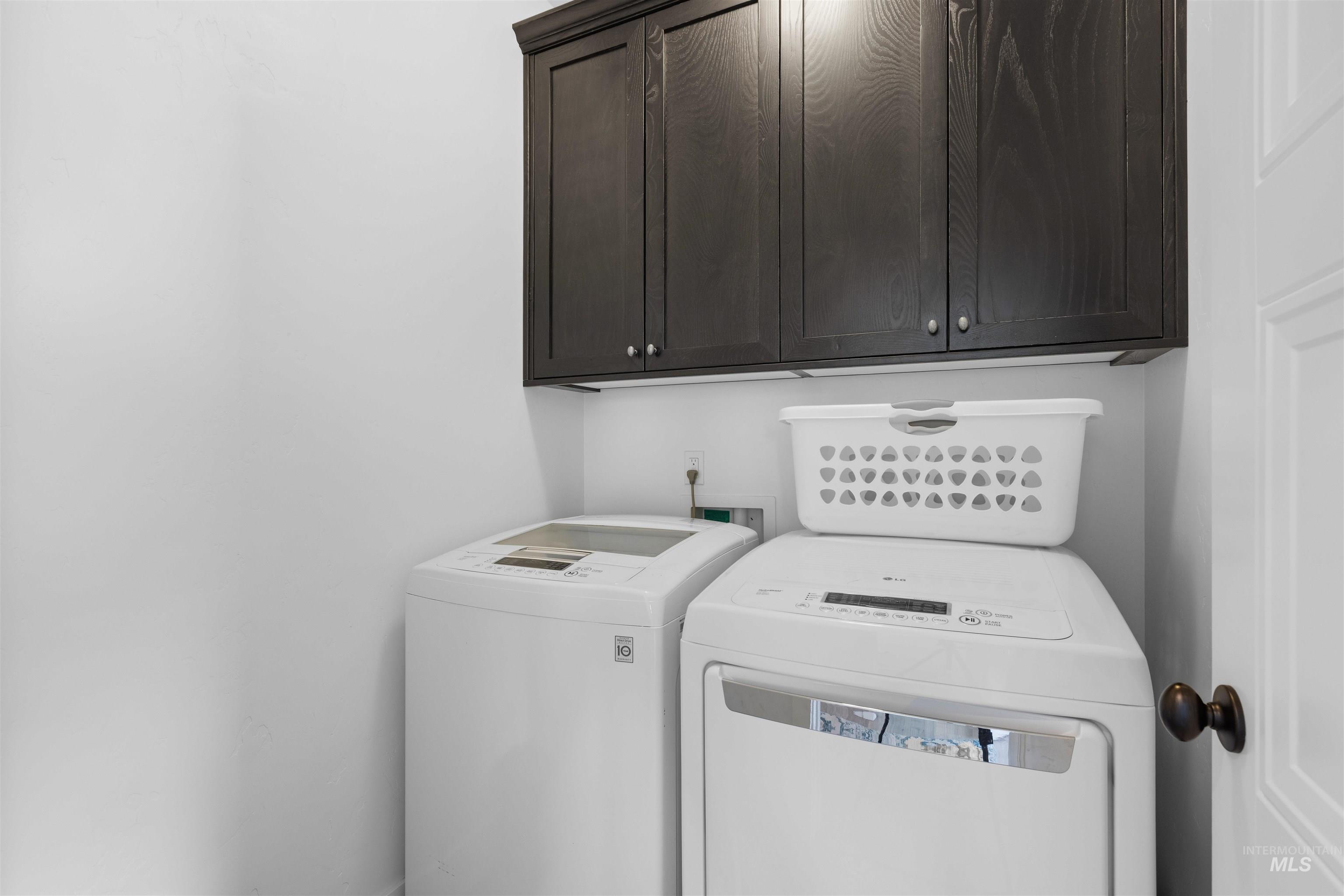 17434 N Endurance Ave, Nampa, Idaho 83687-5494, 4 Bedrooms, 2.5 Bathrooms, Residential For Sale, Price $560,000, 98980859