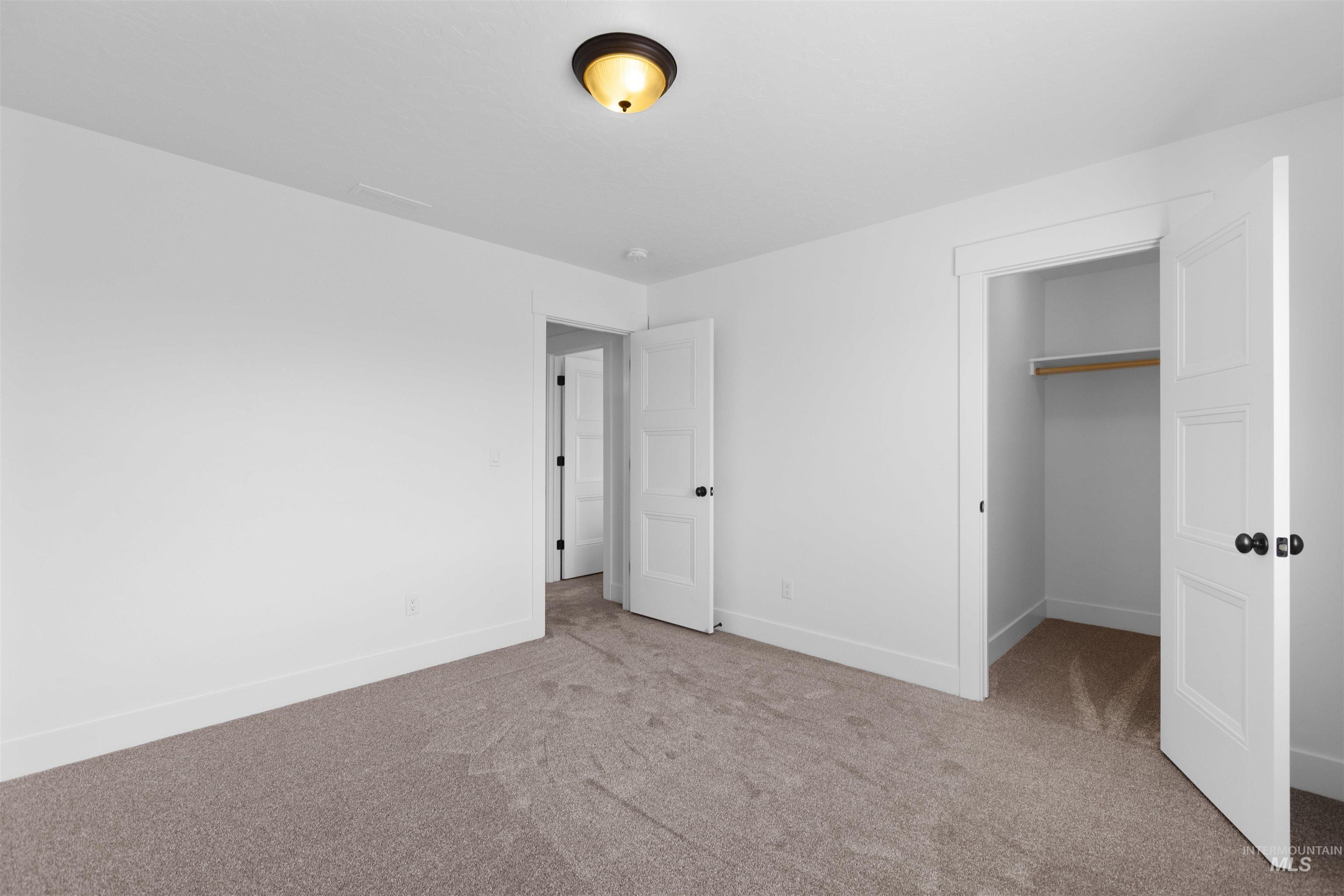 17434 N Endurance Ave, Nampa, Idaho 83687-5494, 4 Bedrooms, 2.5 Bathrooms, Residential For Sale, Price $560,000, 98980859