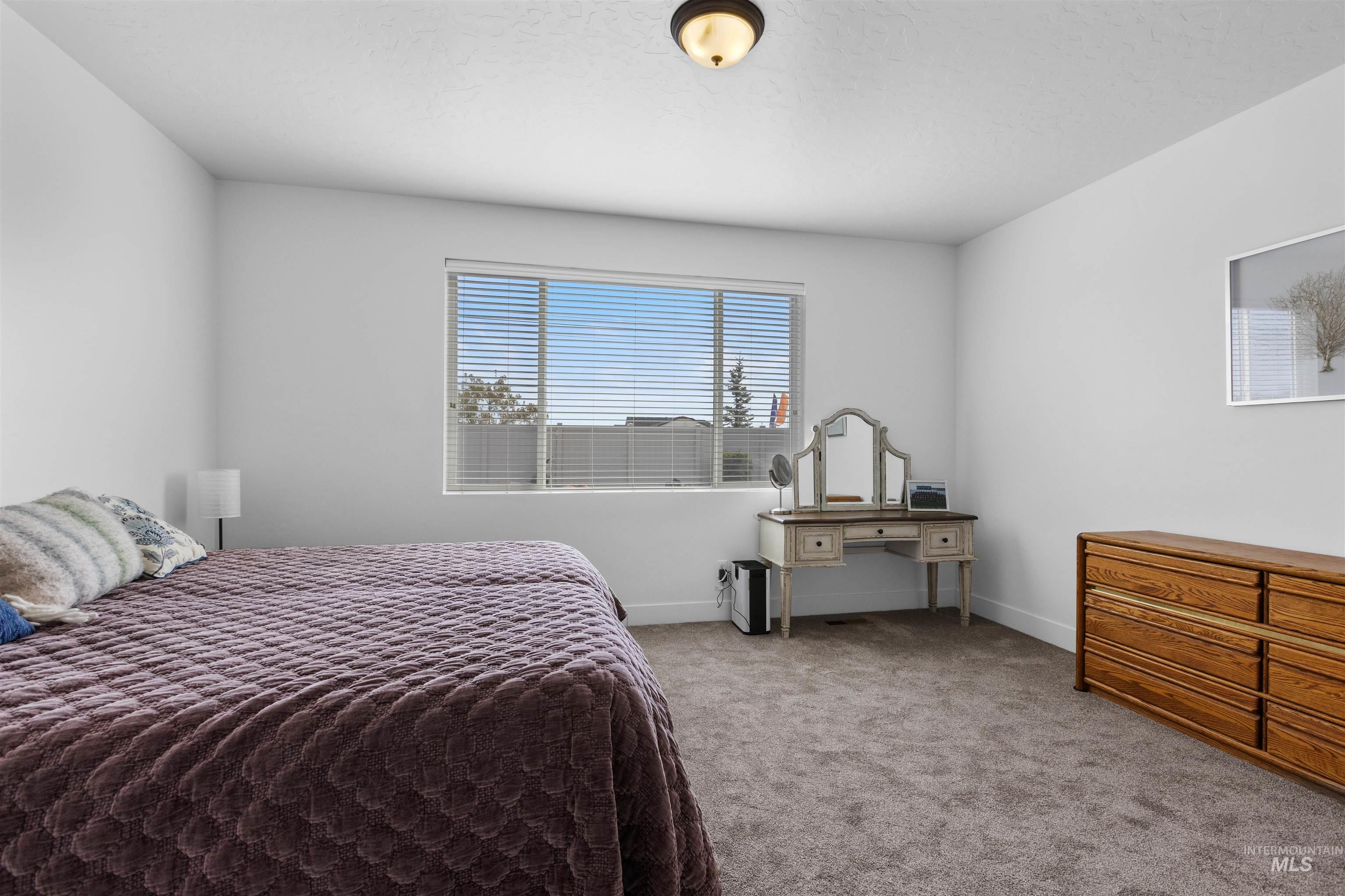 17434 N Endurance Ave, Nampa, Idaho 83687-5494, 4 Bedrooms, 2.5 Bathrooms, Residential For Sale, Price $560,000, 98980859