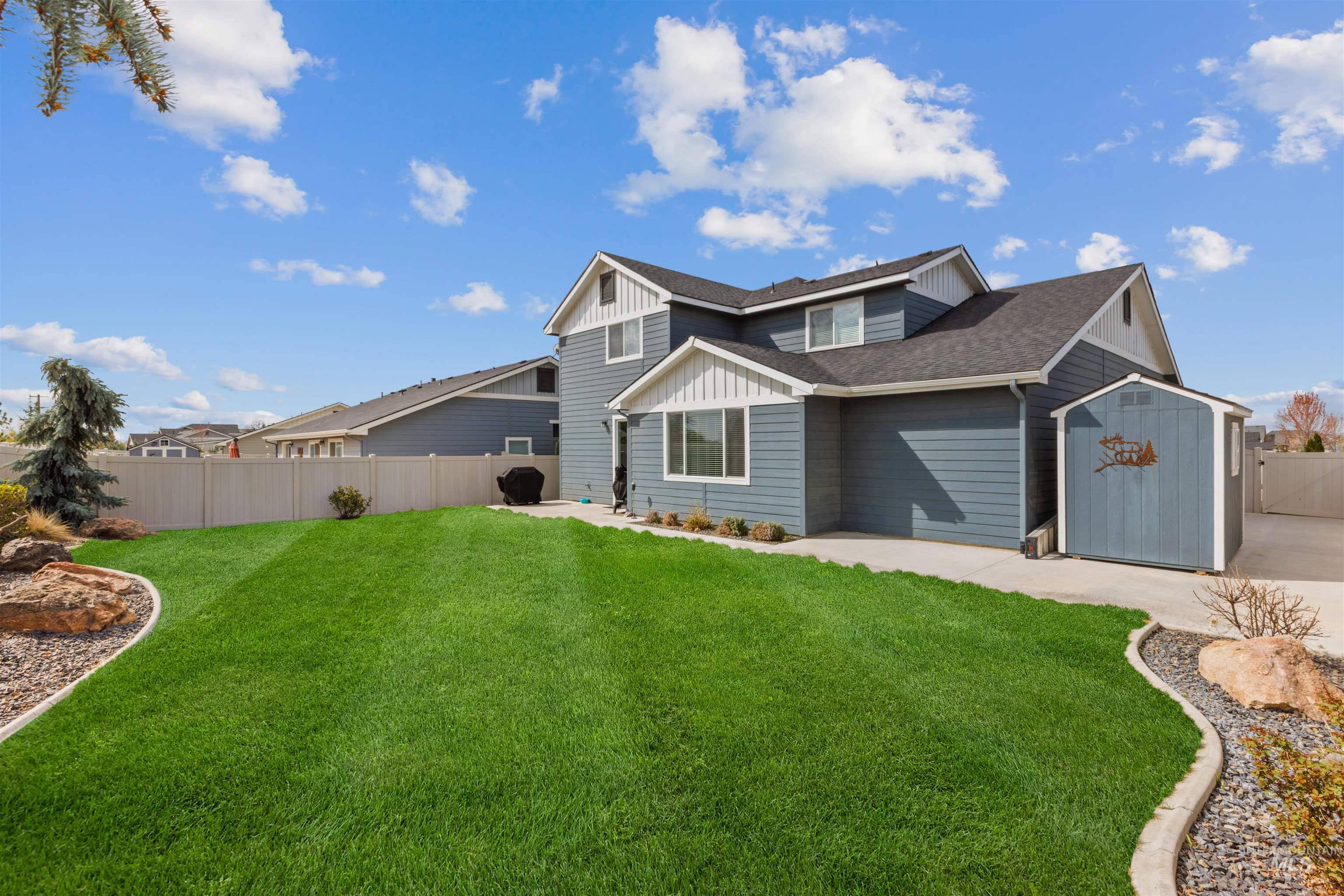 17434 N Endurance Ave, Nampa, Idaho 83687-5494, 4 Bedrooms, 2.5 Bathrooms, Residential For Sale, Price $560,000, 98980859