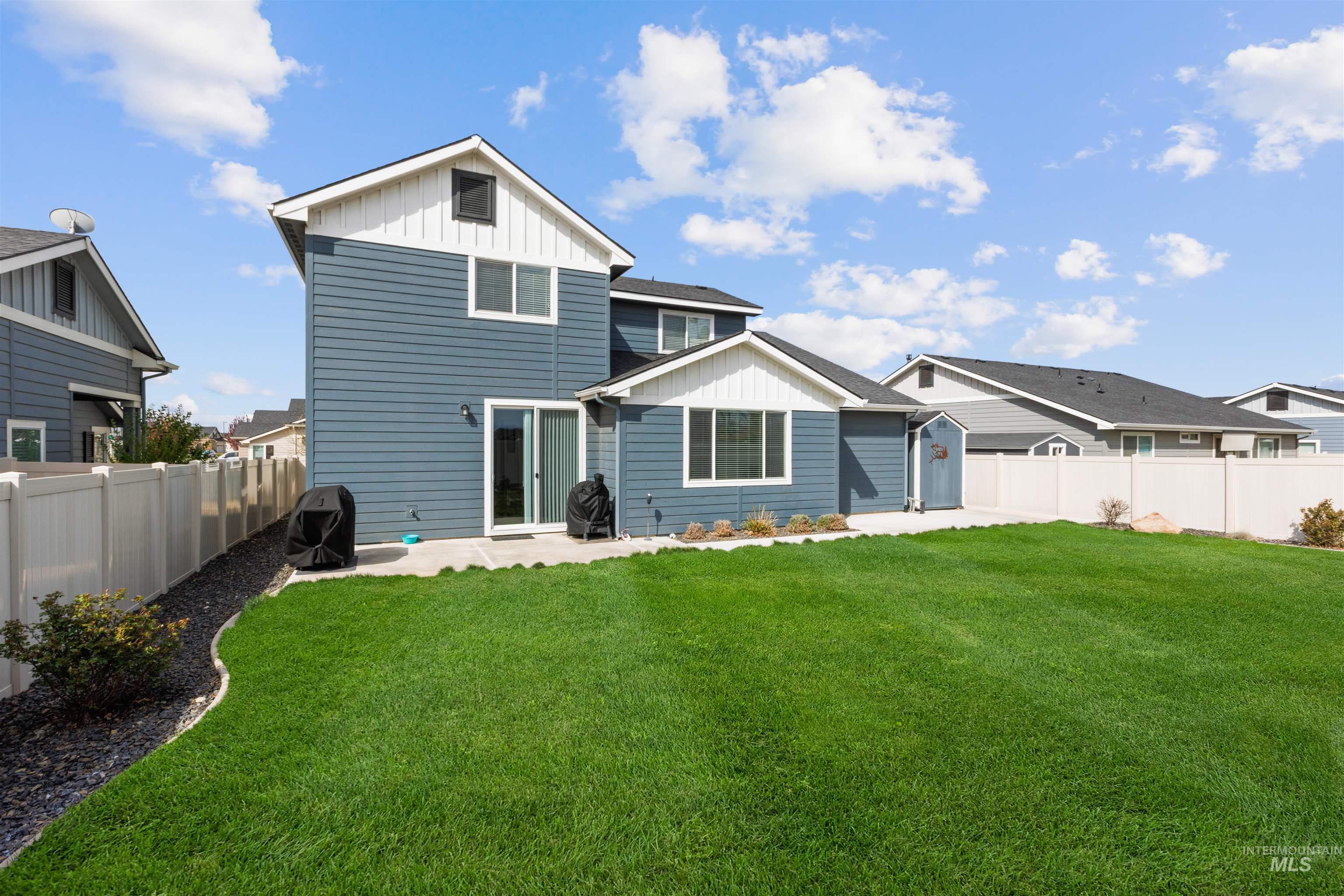 17434 N Endurance Ave, Nampa, Idaho 83687-5494, 4 Bedrooms, 2.5 Bathrooms, Residential For Sale, Price $560,000, 98980859