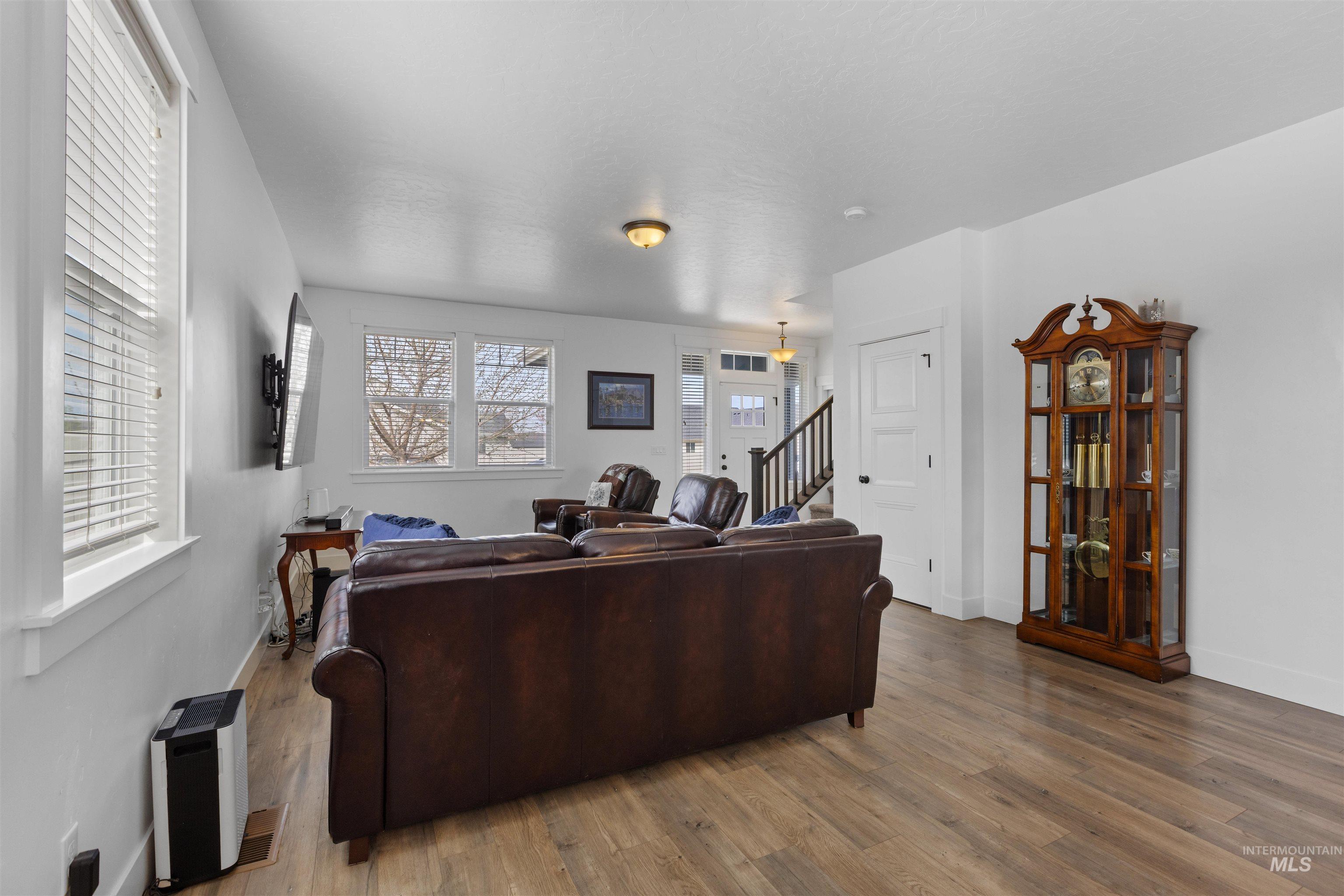 17434 N Endurance Ave, Nampa, Idaho 83687-5494, 4 Bedrooms, 2.5 Bathrooms, Residential For Sale, Price $560,000, 98980859